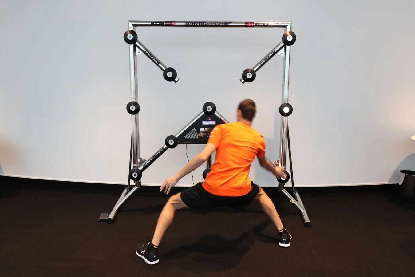 Gaming - Worlds-fastest-gamer - 2017 - Sweating-it-out - Sweating it out The finalists face more human performance testing, courtesy of McLaren Applied Technologies - 1