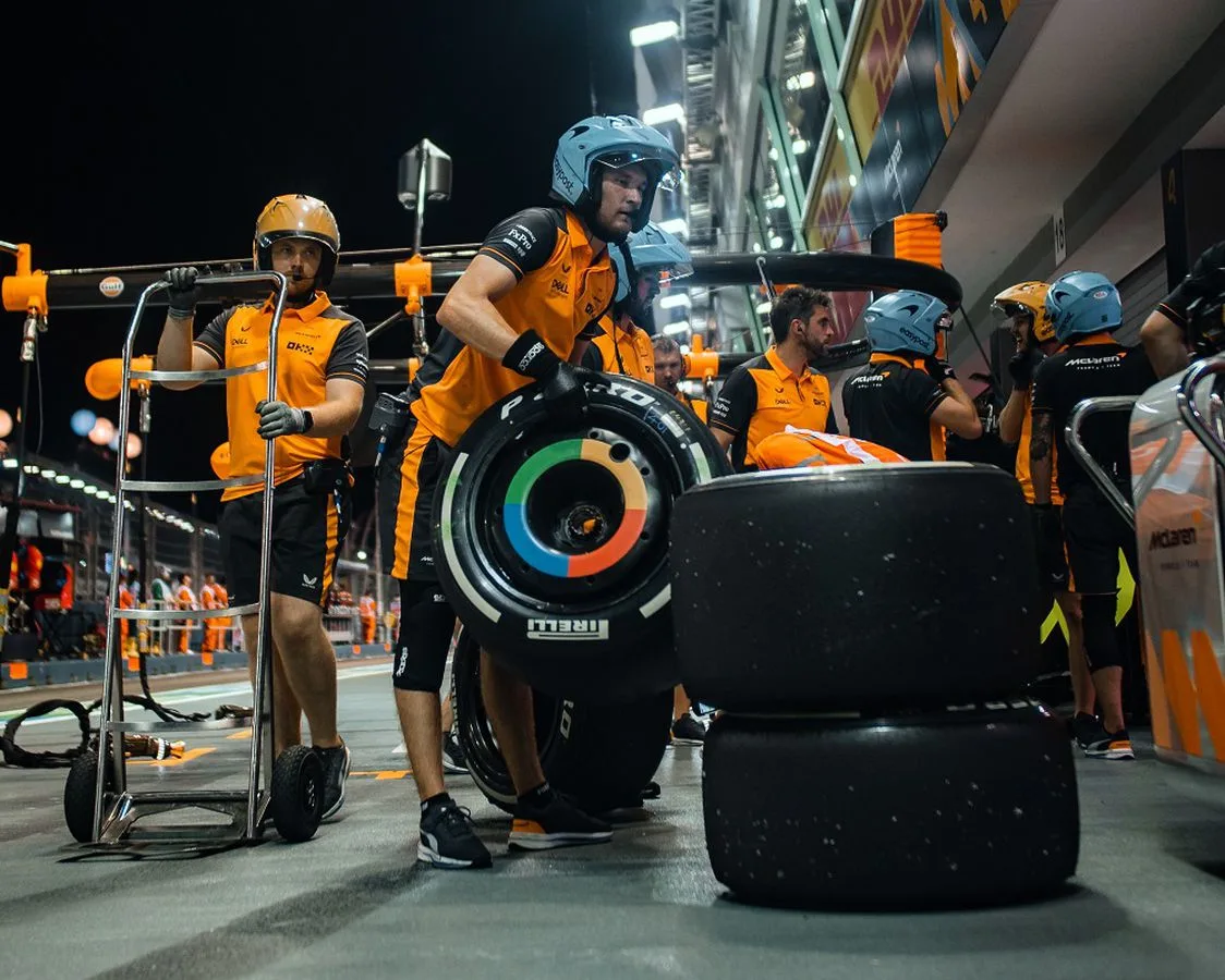 Descriptive Card - Despite a seven-hour time difference, we work to BST time in Singapore. Here's how we manage it