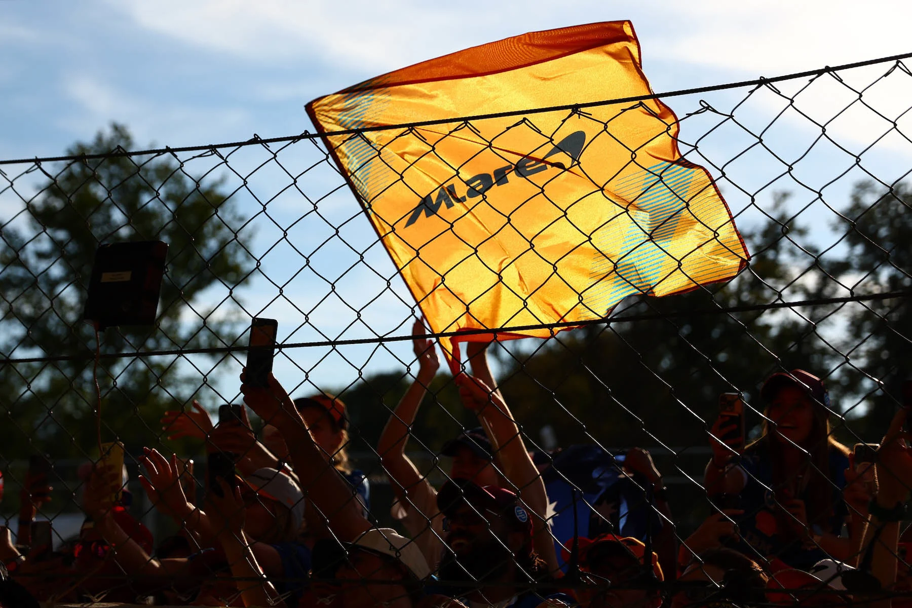 Formula-1 - 2025 - Italian-grand-prix - Race-report - 2025 Italian Grand Prix – McLaren Race Report "We finish the final European double-header with more important and valuable points" - 7