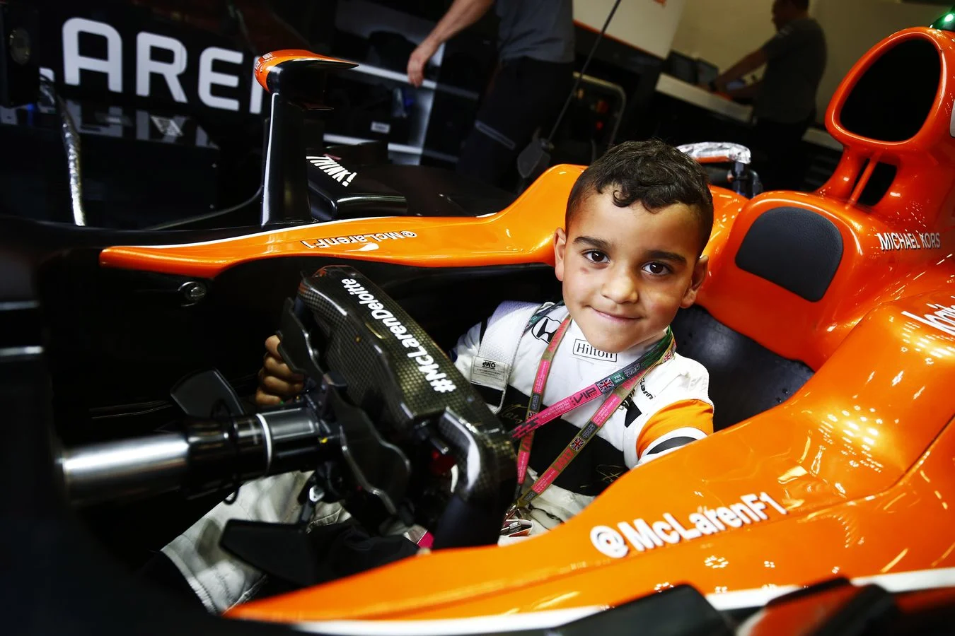 Partners - Hilton - Hilton-mascot-gets-down-to-business - Jude's mascot experience Our British GP mascot joined us at Silverstone for an amazing experience, thanks to Hilton - 4