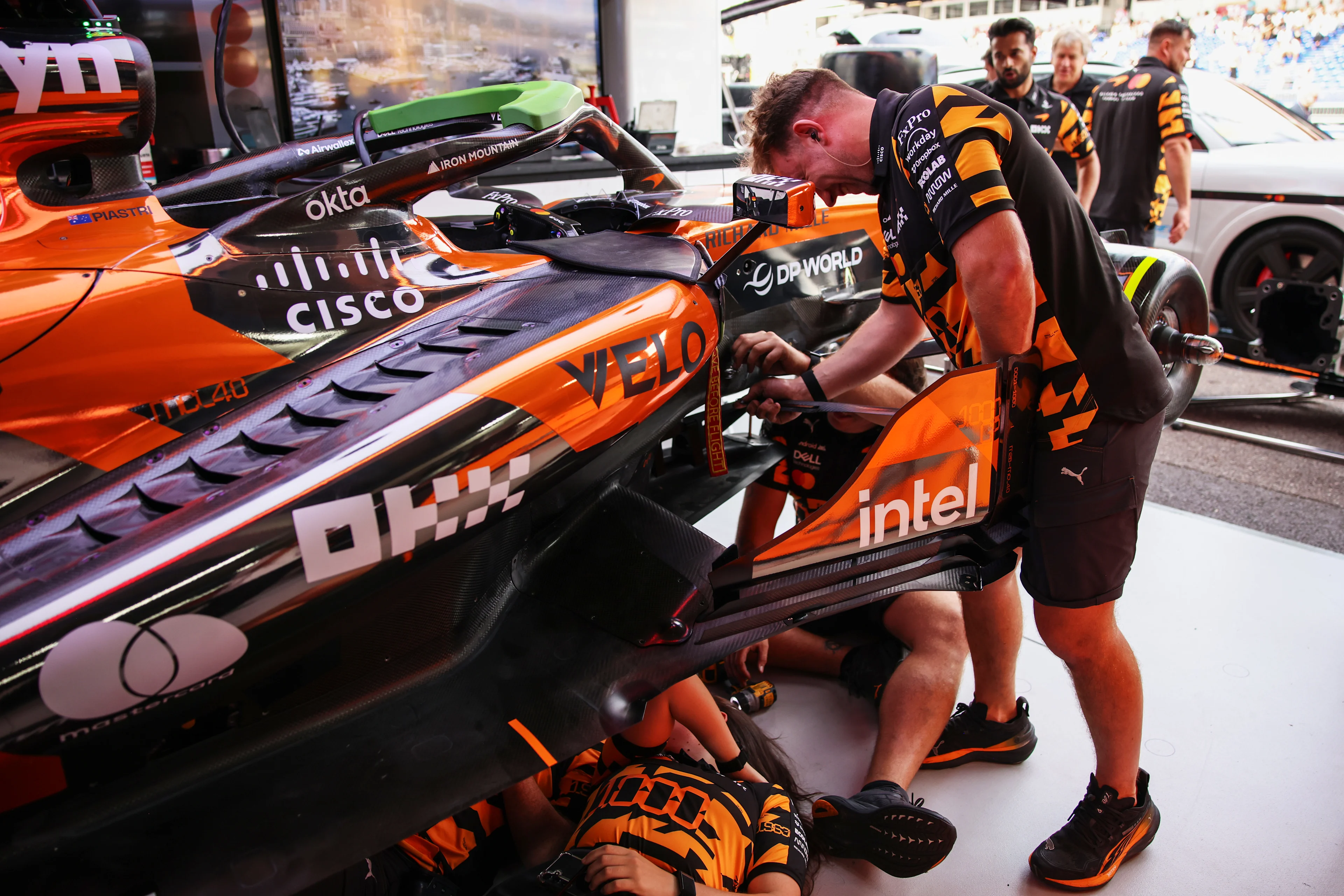 Image - Formula 1 - 2026 - How the McLaren Formula 1 team prepares for race day - 4