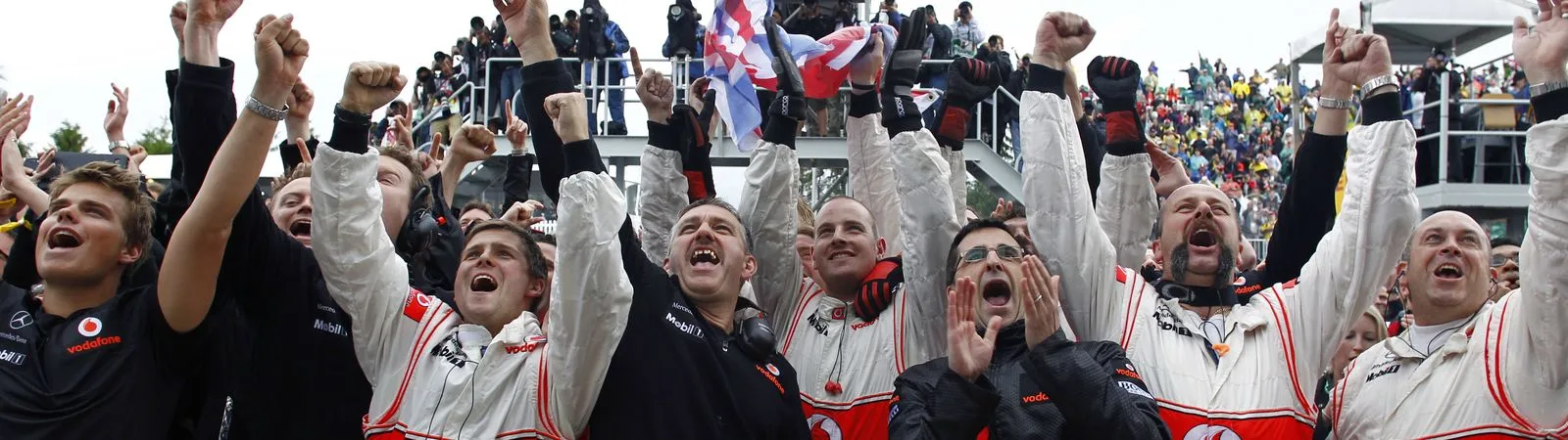 Heritage - How-button-won-the-2011-canadian-grand-prix  