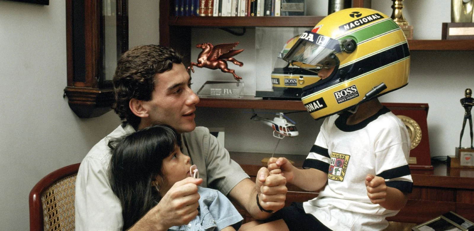 Heritage - Formula-1 - Drivers - Ayrton-senna - Remembering-a-legend-2256924 - Remembering a legend Celebrating the late Ayrton Senna's birthday with a gallery of iconic images - 5