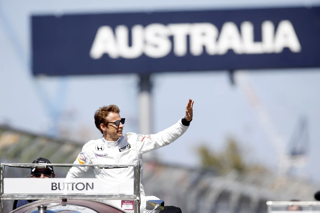 Latest-news - Mclarenracing - Article - 16-ways-curb-your-season-blues