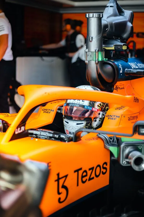 Latest-news - Mclarenracing - Article - Lando-lid-turkey-21 - Lando's lid A new look for the Turkish Grand Prix - 3