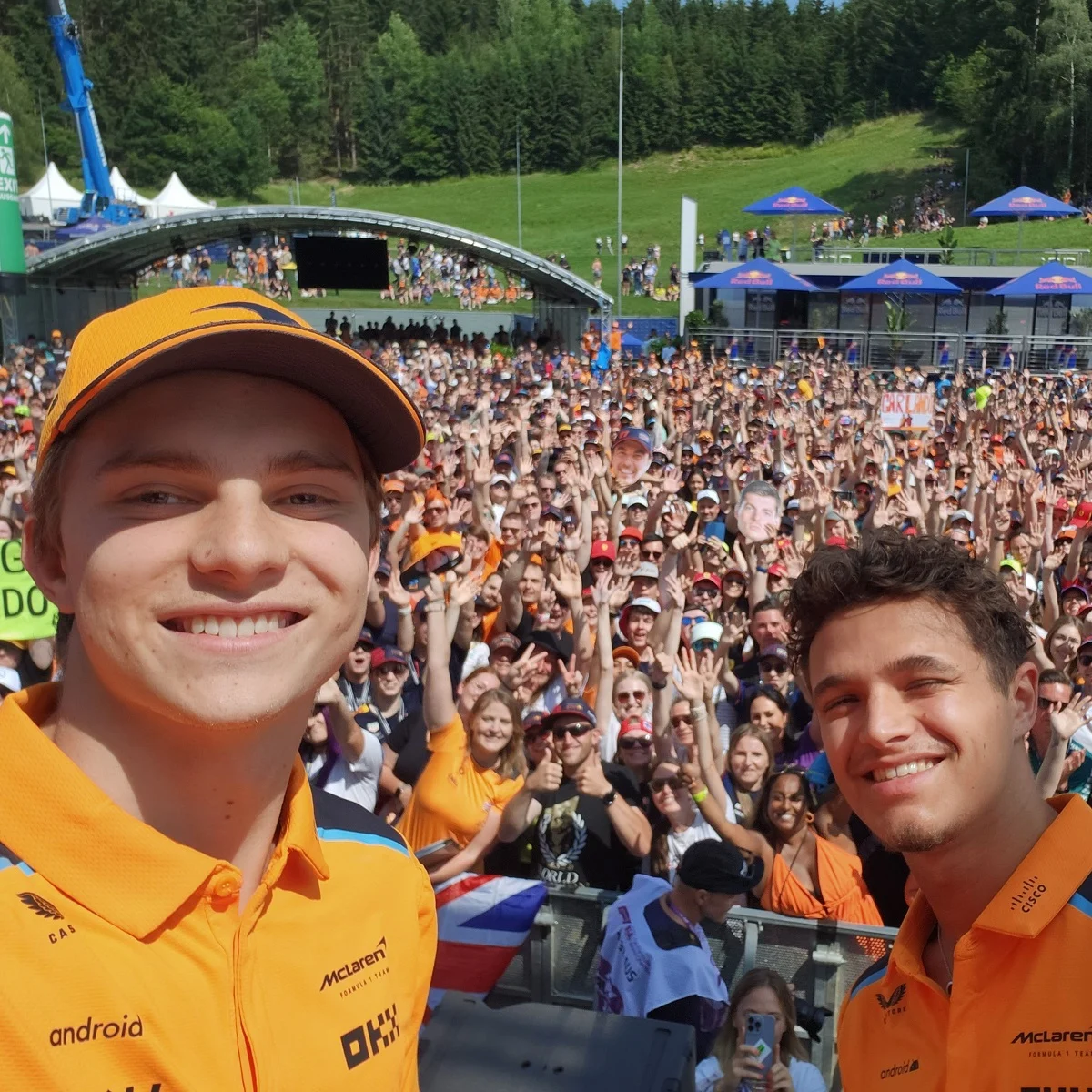 Two Card - Formula-1 - 2023 - British-grand-prix - Exclusive content McLaren App - Exclusive content