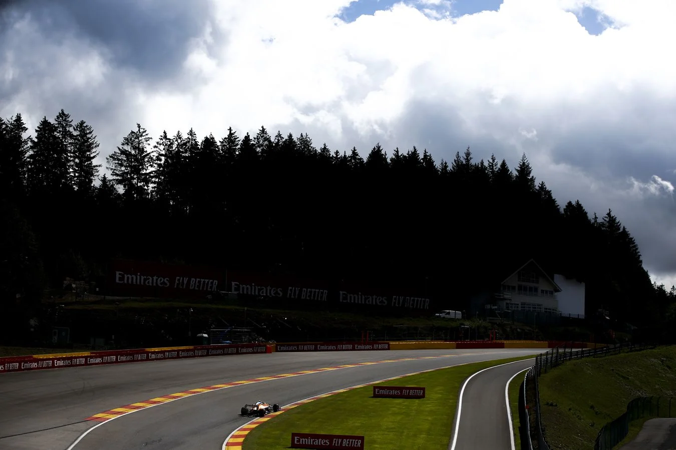 Formula 1 2020 - No tow zone