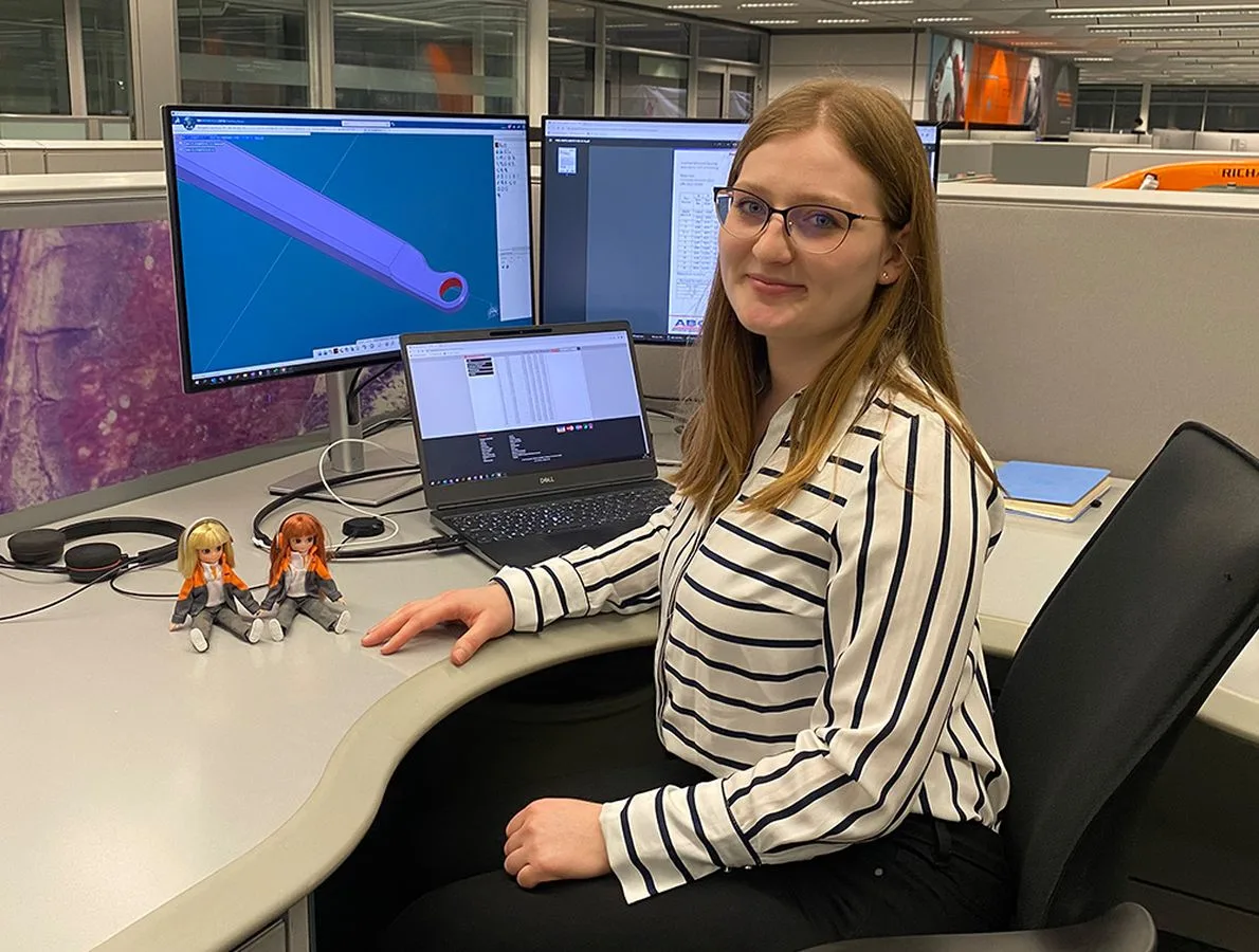 Latest-news - Mclarenracing - Article - Lottie-tour-female-role-models-who-inspire-her