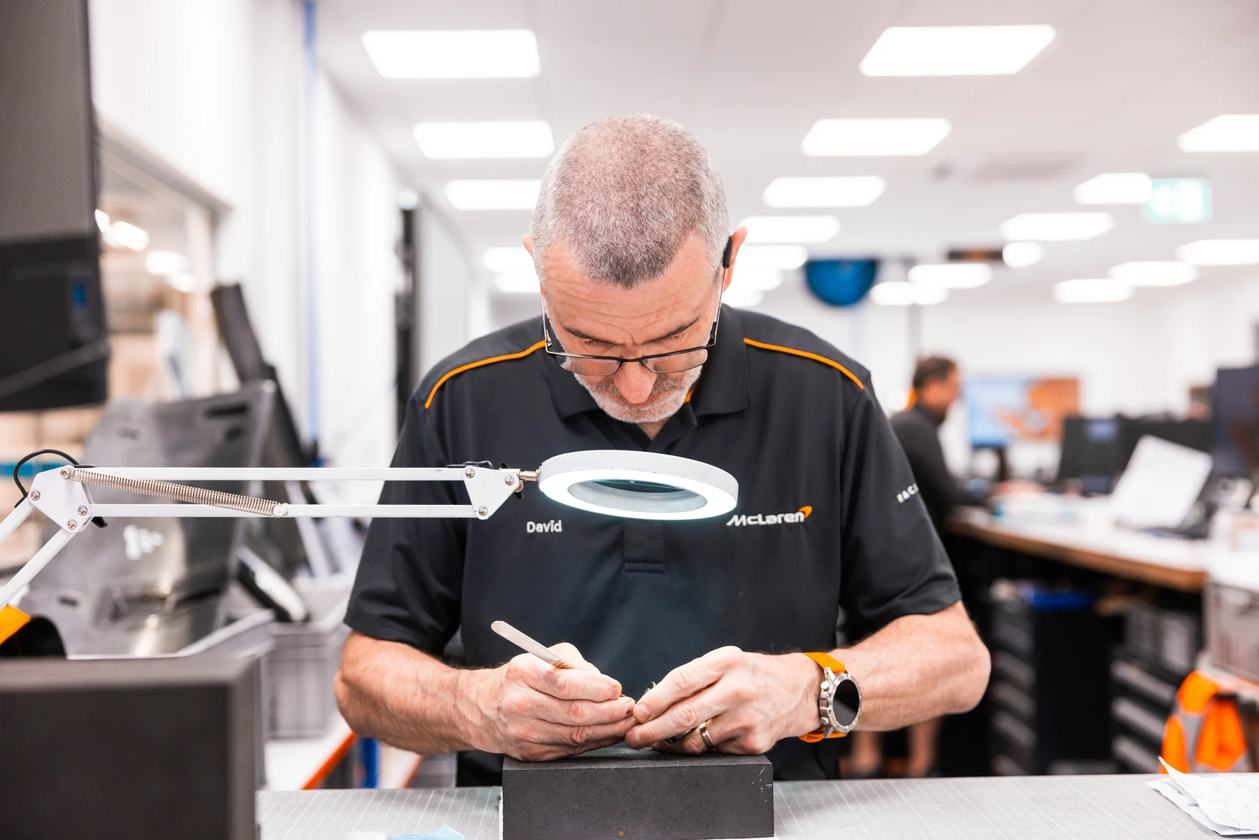 Formula-1 - 2025 - The-new-mclaren-racing-composite-factory