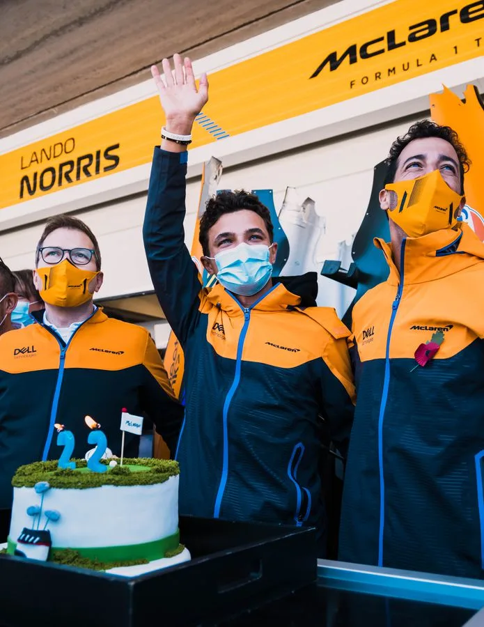 Feliz aniversário Celebrating Lando's 22nd birthday in São Paulo - 0