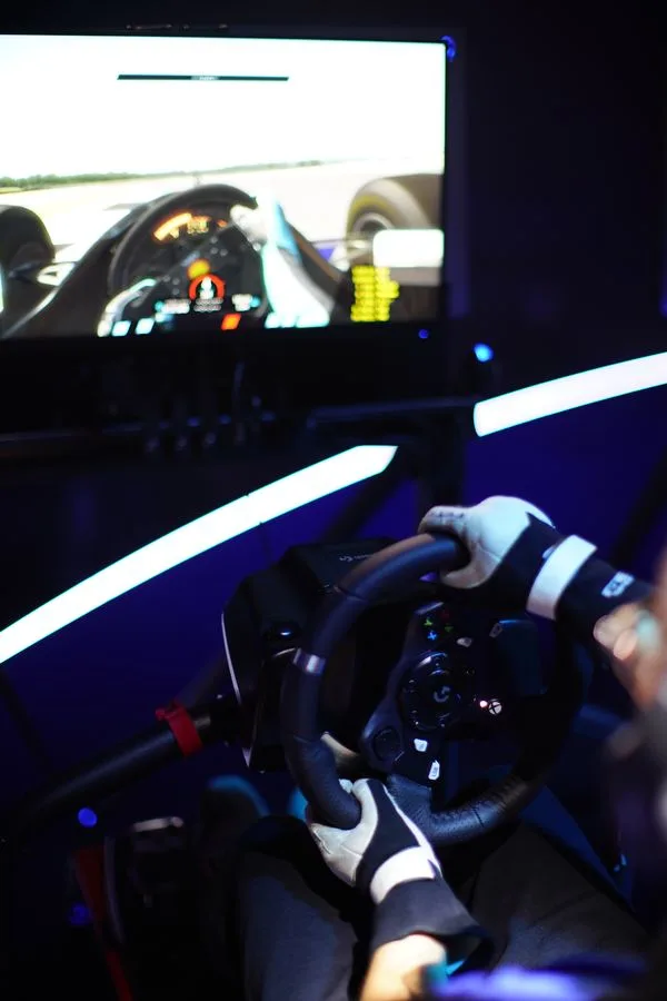 Gaming - Mclaren-shadow-project - 2018 - Semi-final-race-report - McLaren Shadow semi-final: race report Find out who made it through to the grand finals - 7