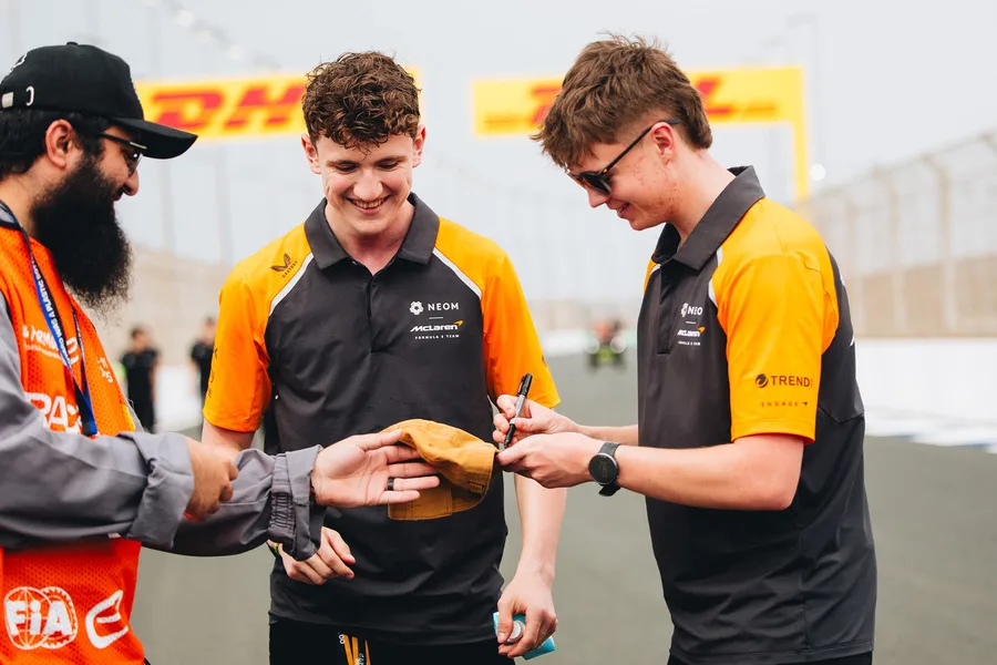 Formula-e - 2025 - Its-a-very-different-way-of-driving-alex-dunne-on-his-desert-debut - Dunne and dusted Alex's desert debut - 4