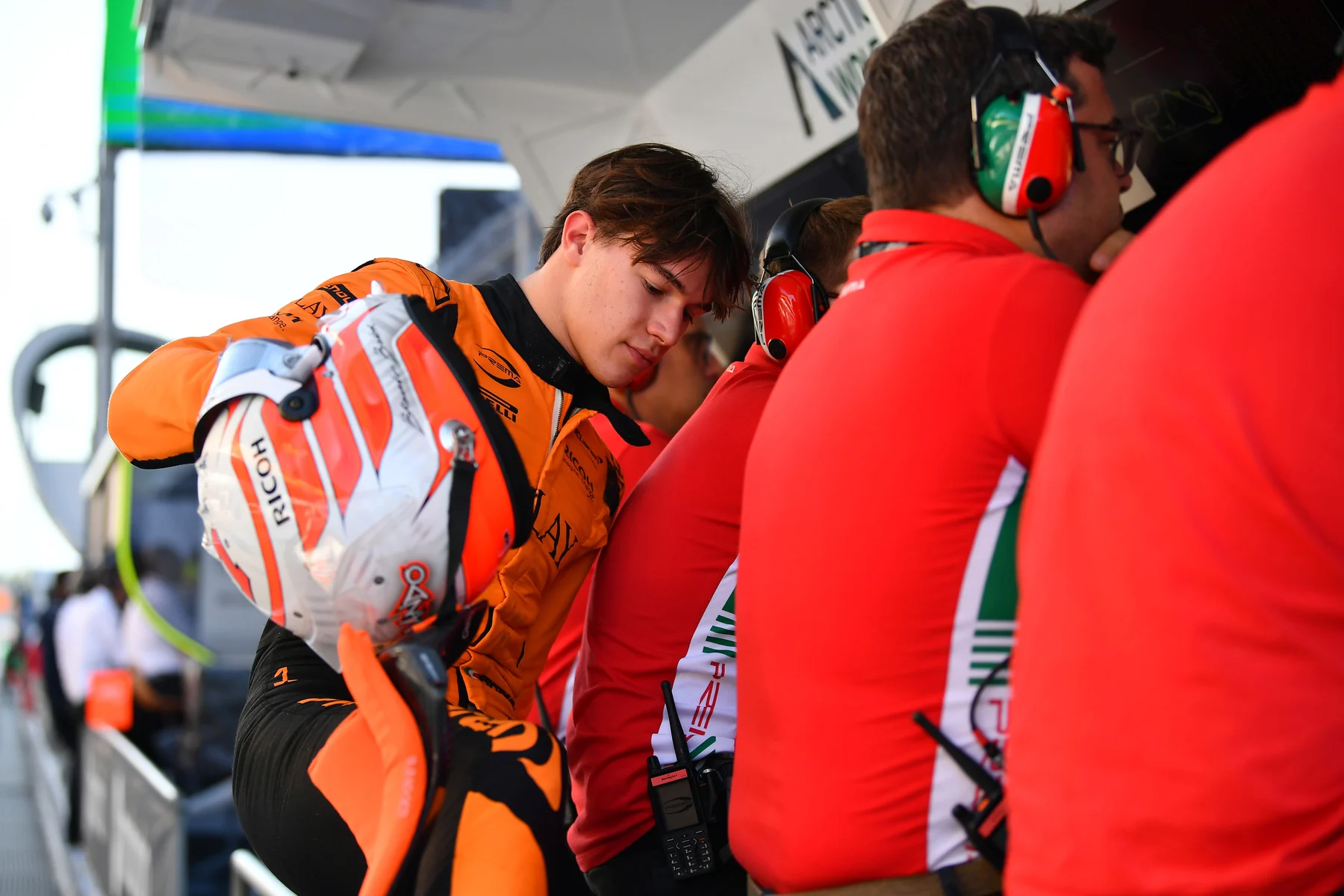 Formula-1 - 2025 - Inside-mclarens-driver-development-programme - Behind the scenes   McLaren's Driver Development Programme  - 6