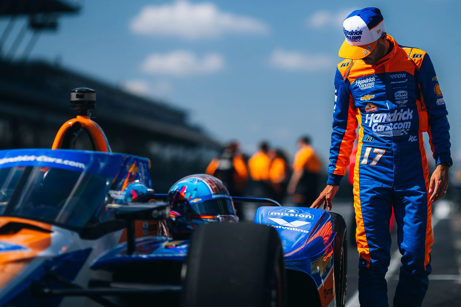 Indycar - 2024 - 108th-running-of-the-indianapolis-500 - Inside-kyle-larsons-historic-attempt-at-the-double - Kyle Larson in The Indianapolis 500 - 1