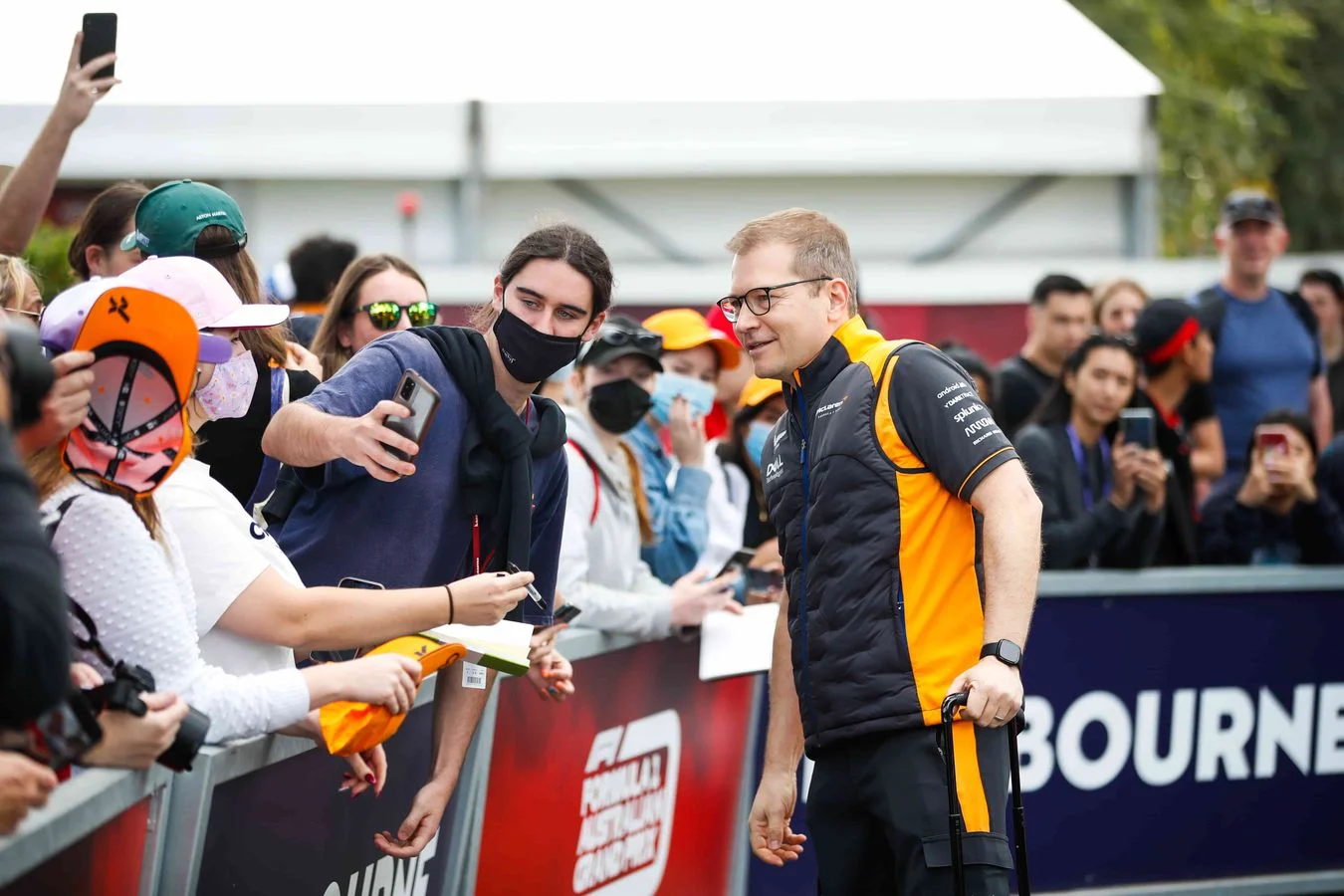 A warm welcome It's fantastic to be back at Albert Park in Melbourne - 5