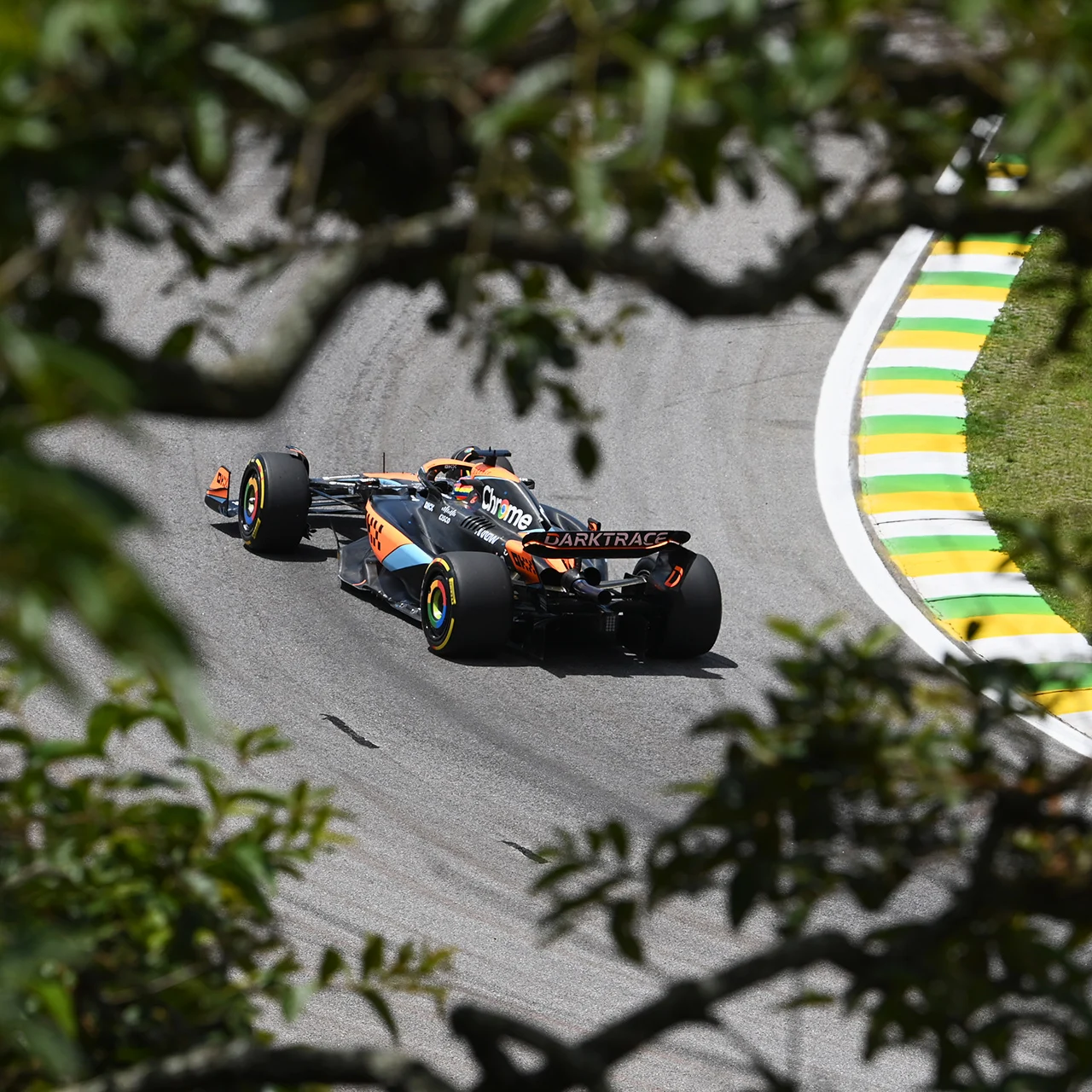 Lando Norris, Oscar Piastri, and Andrea Stella discuss their expectations for the weekend, along with track insights, F1 Icebreakers and a guide on what to wear.