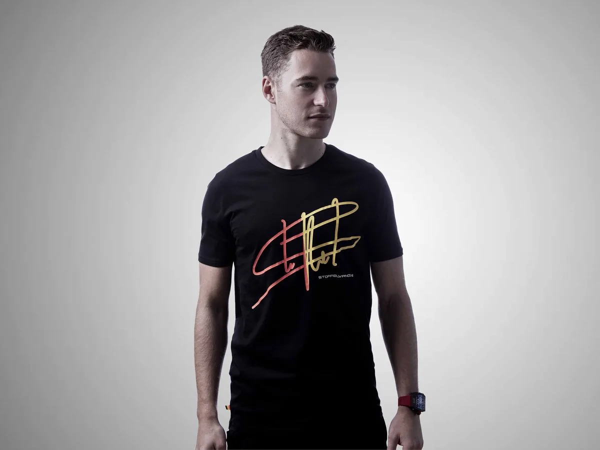 Heritage - Formula-1 - Drivers - Stoffel-vandoorne - Get-your-stoffel-vandoorne-kit-on - Get your Stoffel Vandoorne kit on Available at the McLaren Store now - 0