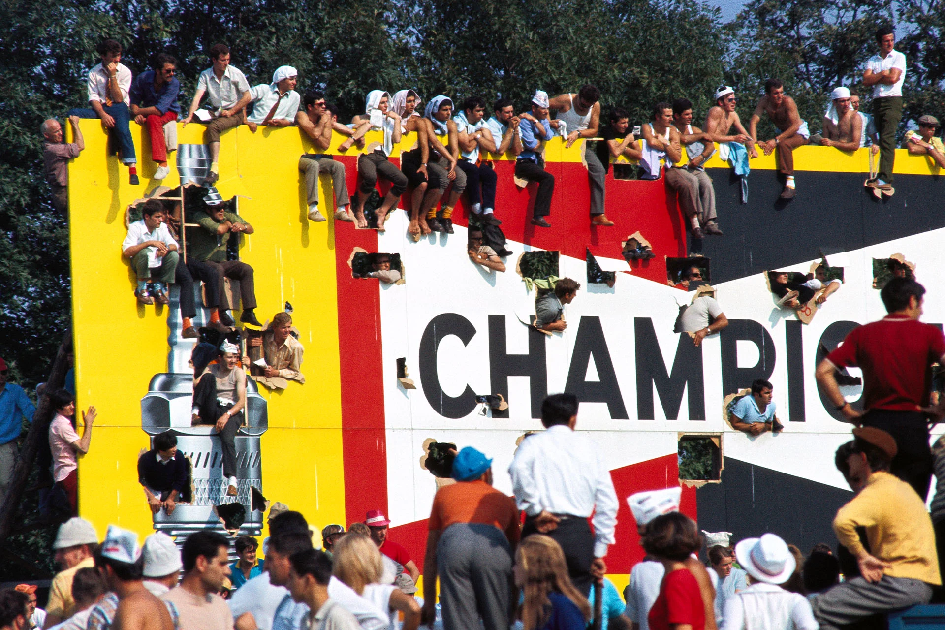 Formula-1 - 2026 - Italian-grand-prix - Fast, historic, iconic 🇮🇹  - 3