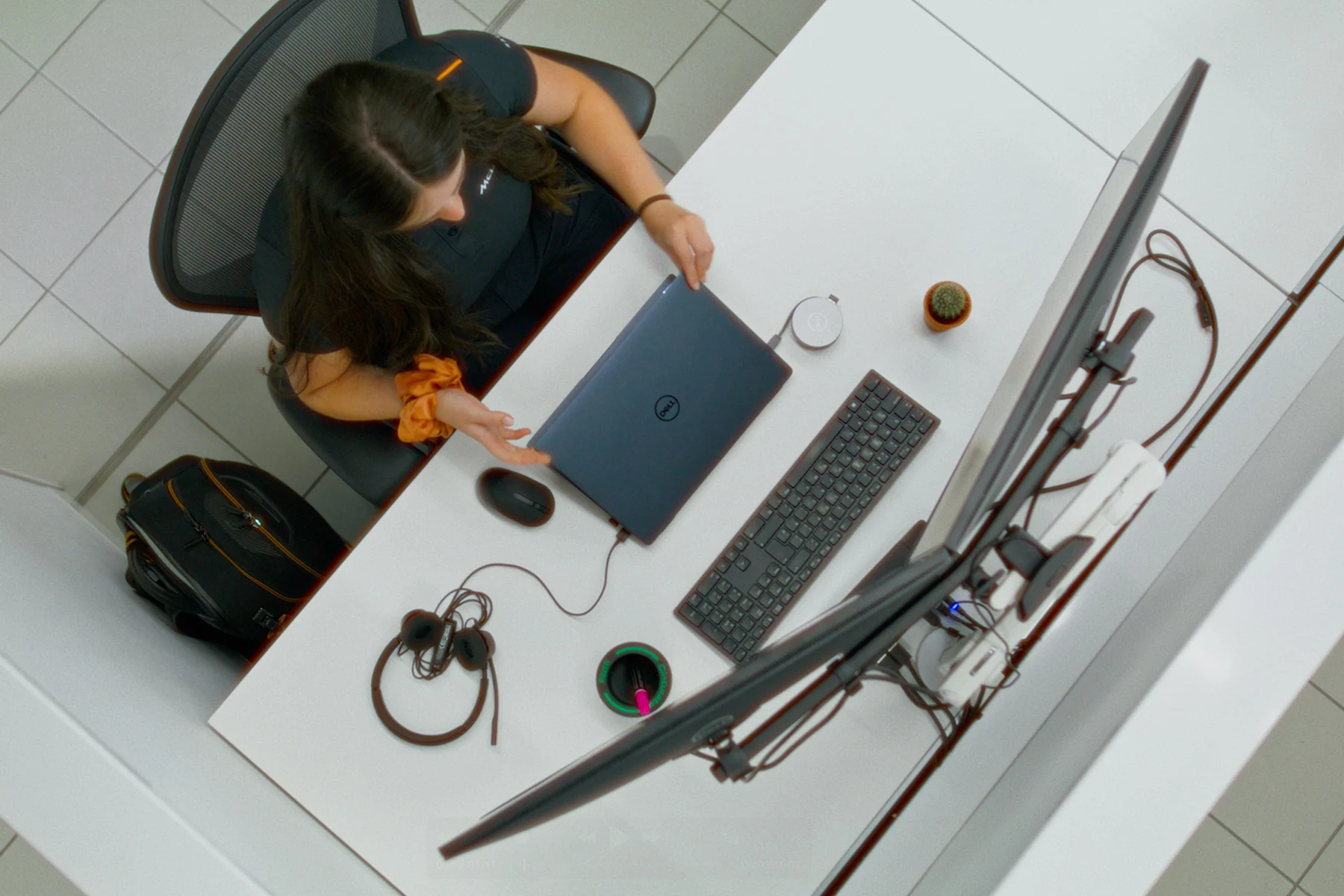 Partners - Dell-technologies - A-day-in-the-life-of-an-f1-trackside-reliability-engineer-with-abbie-robison