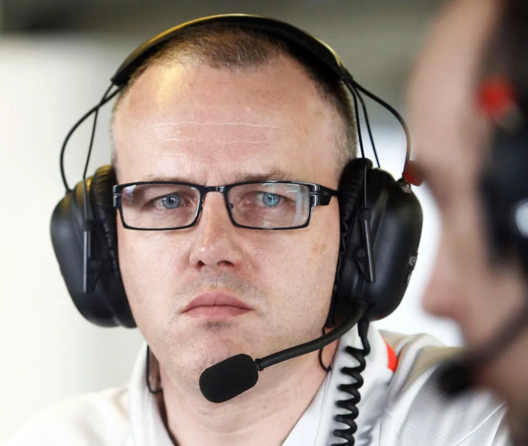 Team - How-build-formula-1-car