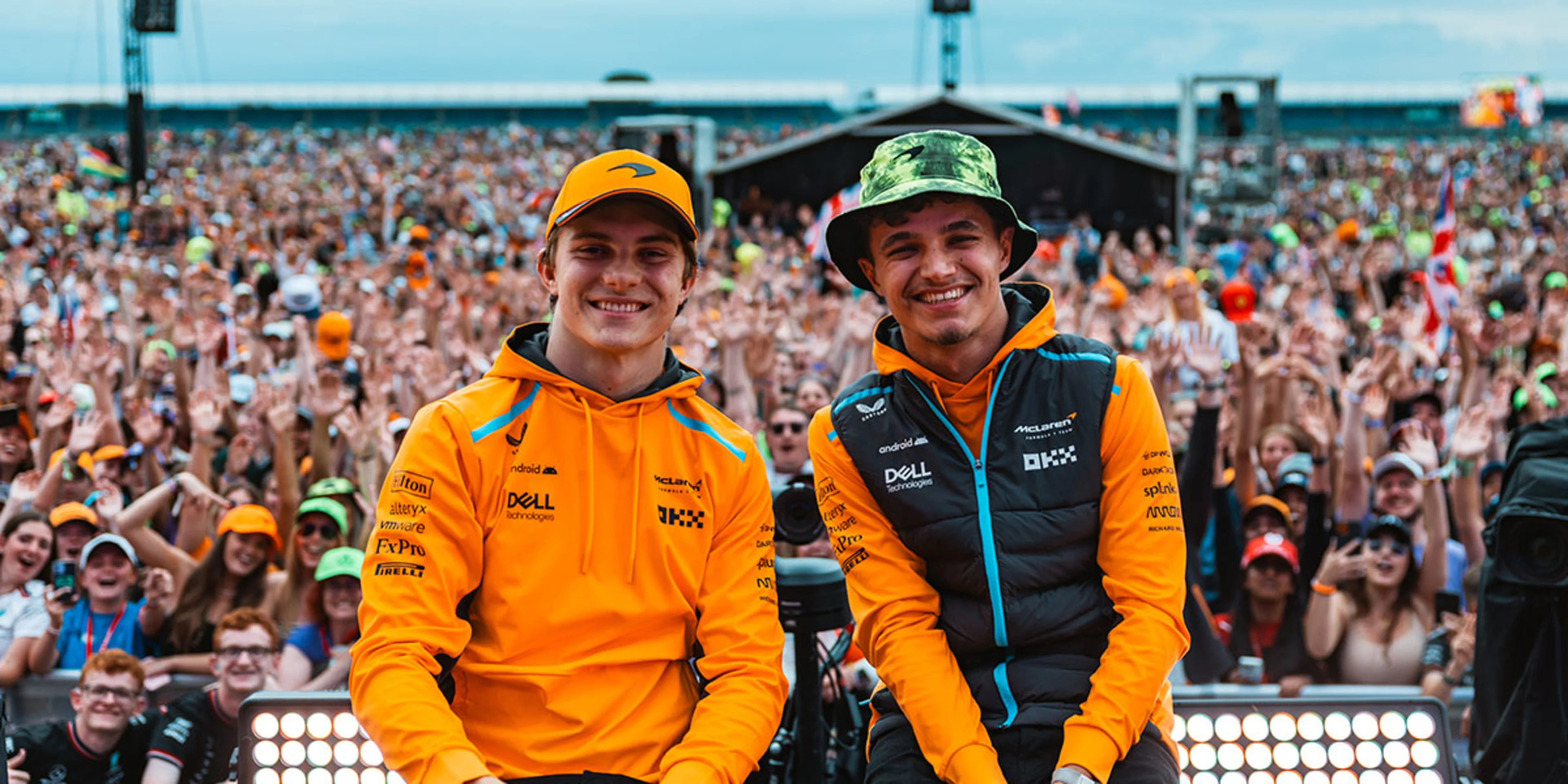 Two Card - Formula-1 - 2024 - Mexico-city-grand-prix - Guide-to-mexico-city - McLaren App Closer to the team - McLaren Plus