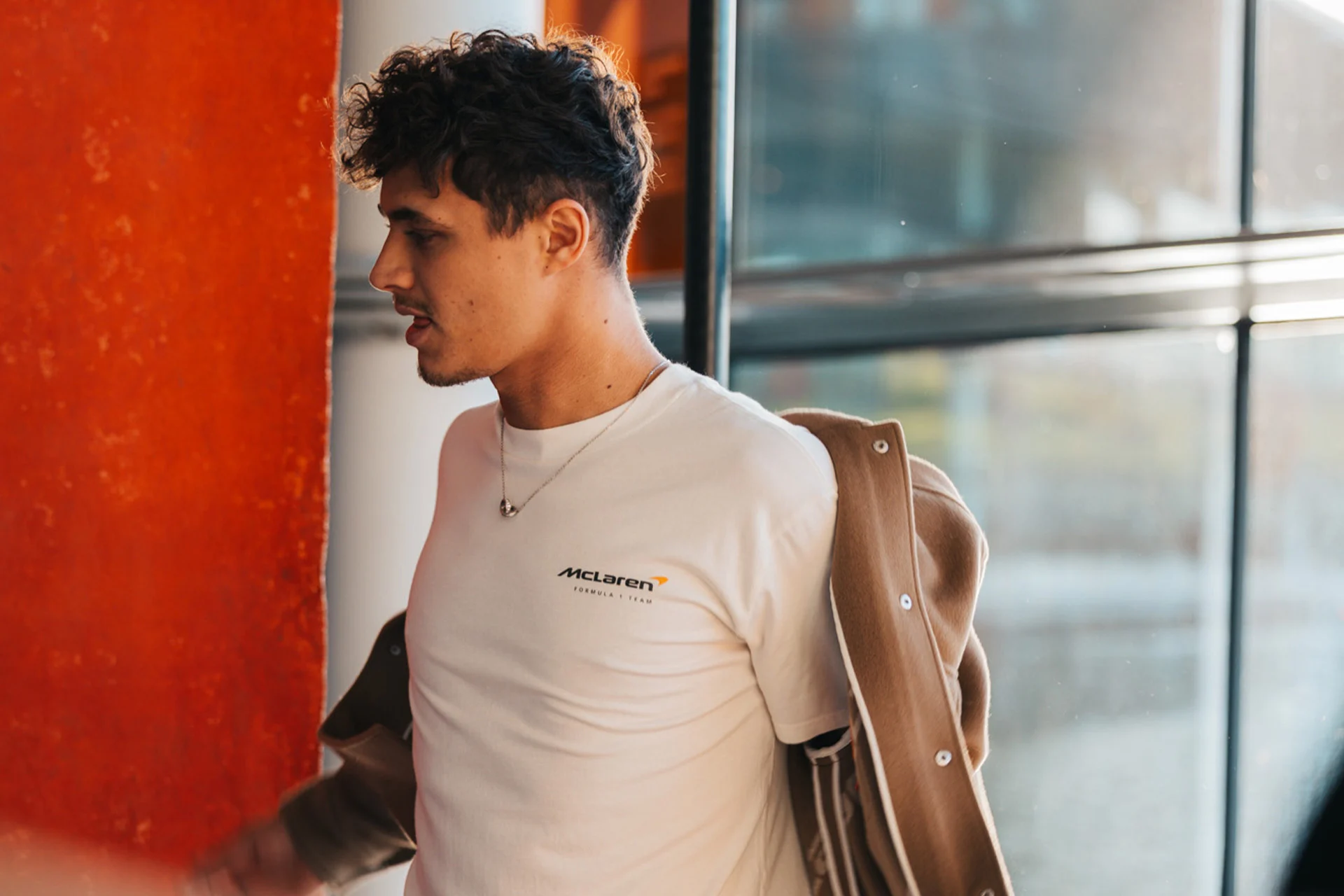 Formula-1 - 2024 - Why-lando-renewed - Behind the scenes Lando renews - 8