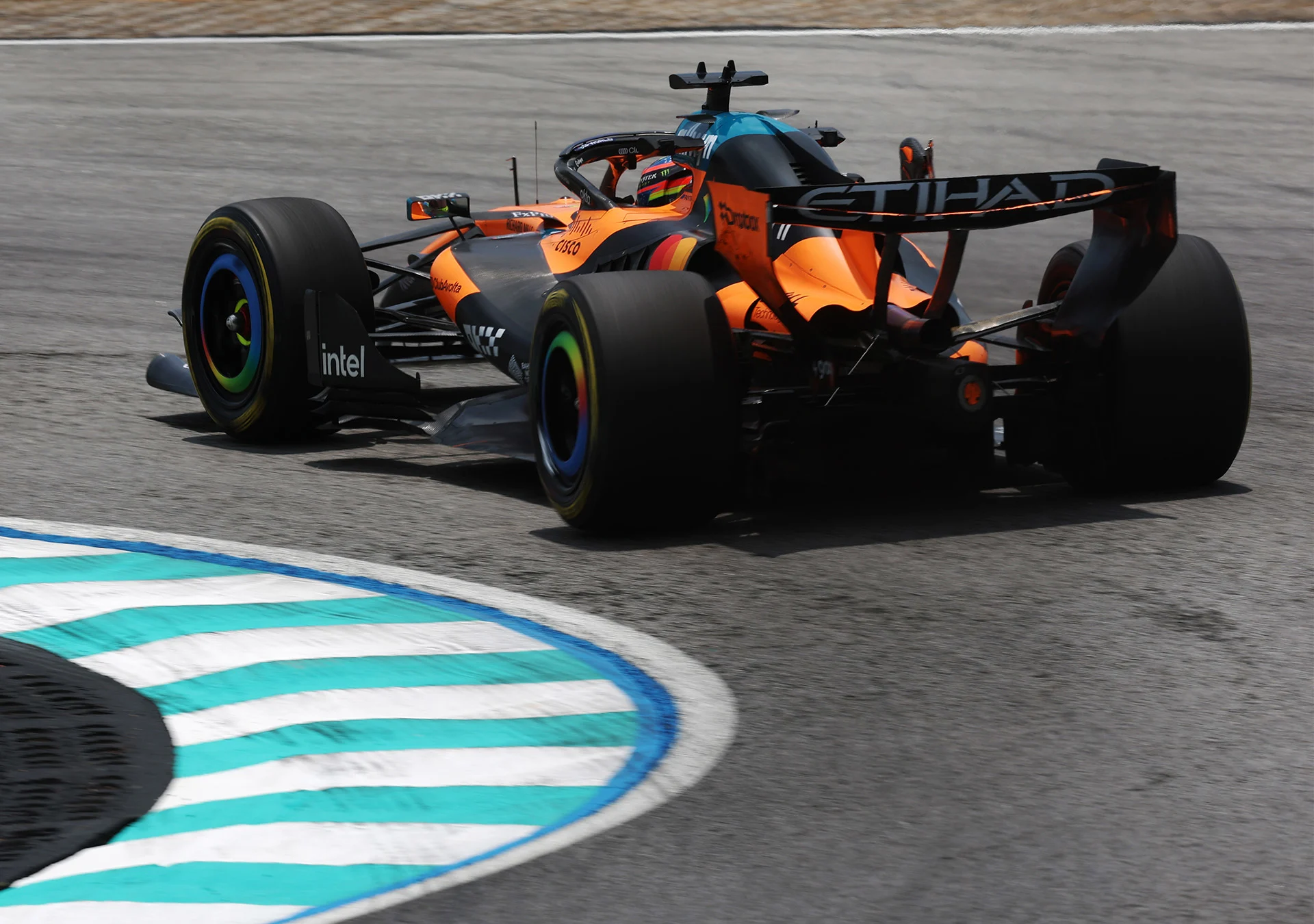 Oscar in the MCL40