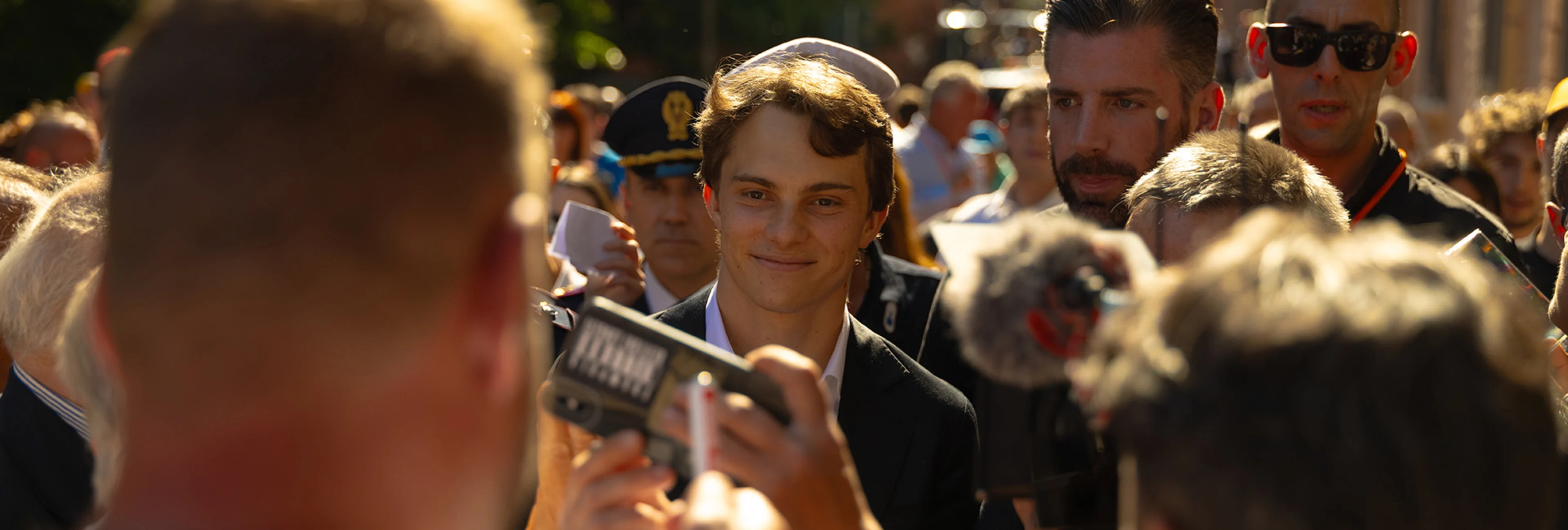 Oscar Piastri awarded the Lorenzo Bandini trophy