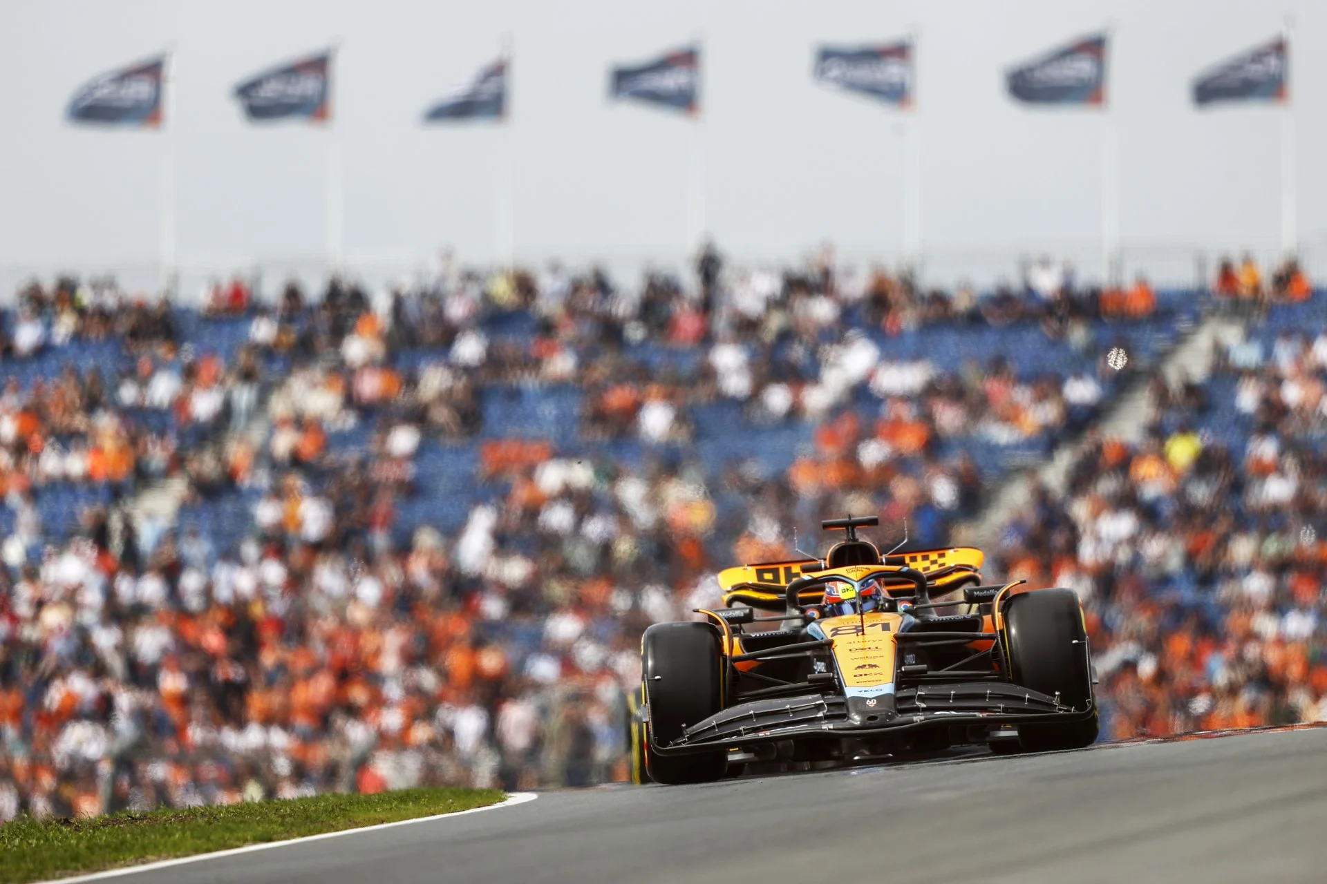 Formula-1 - 2023 - Dutch-grand-prix - The-engineering-room