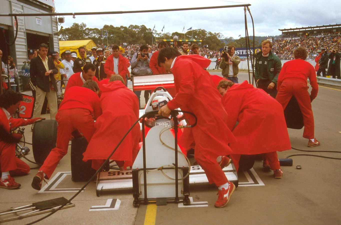 Team - 11-pitstops-that-changed-the-face-of-a-race