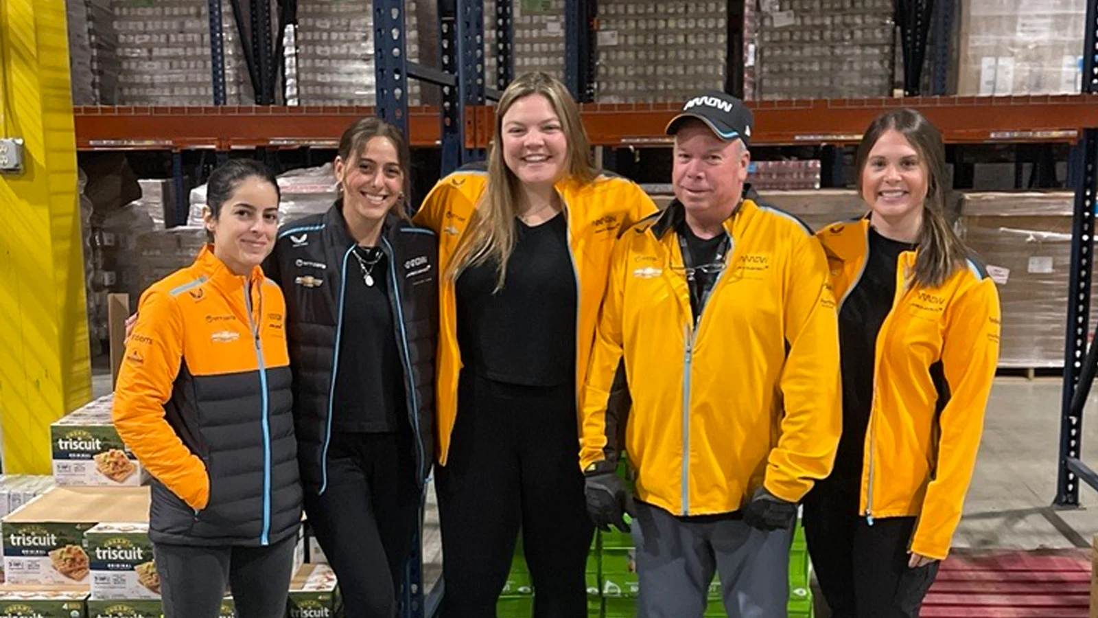 Indycar - 2024 - Arrow-mclaren-being-your-authentic-self---carly-and-kiwi