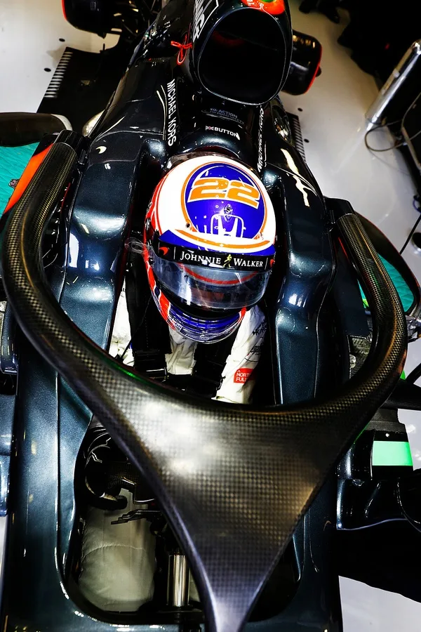 Latest-news - Mclarenracing - Article - The-f1-halo-effect