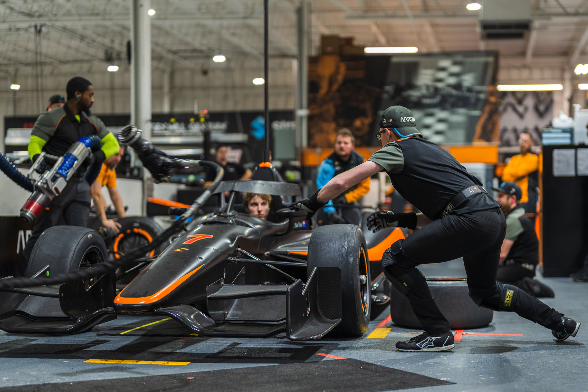 2024 Arrow McLaren Team Launch - No. 6