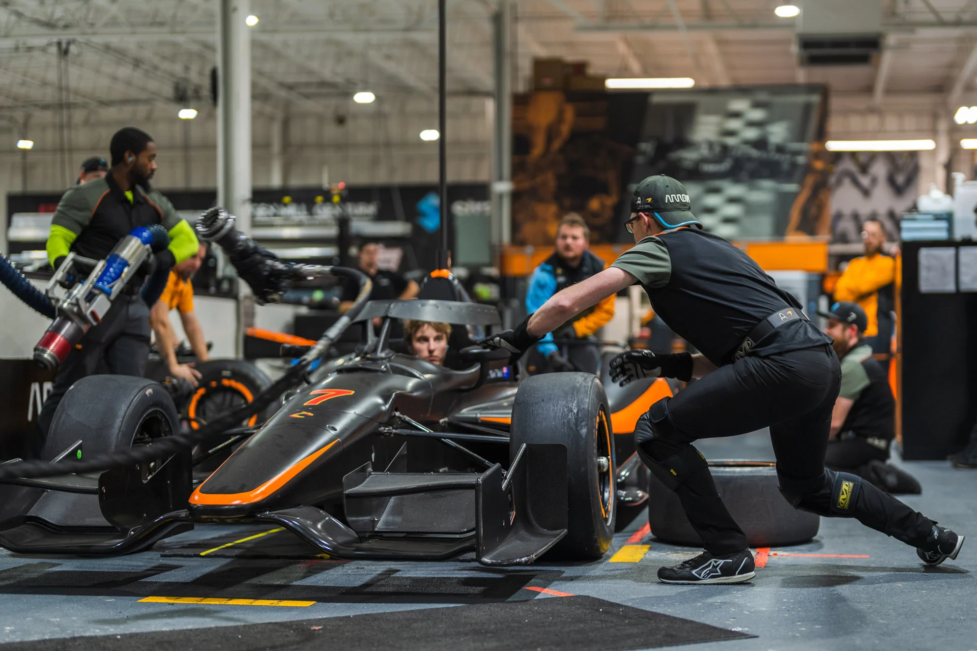 Indycar - 2024 - Introducing-the-no-6-ntt-data-arrow-mclaren-chevrolet