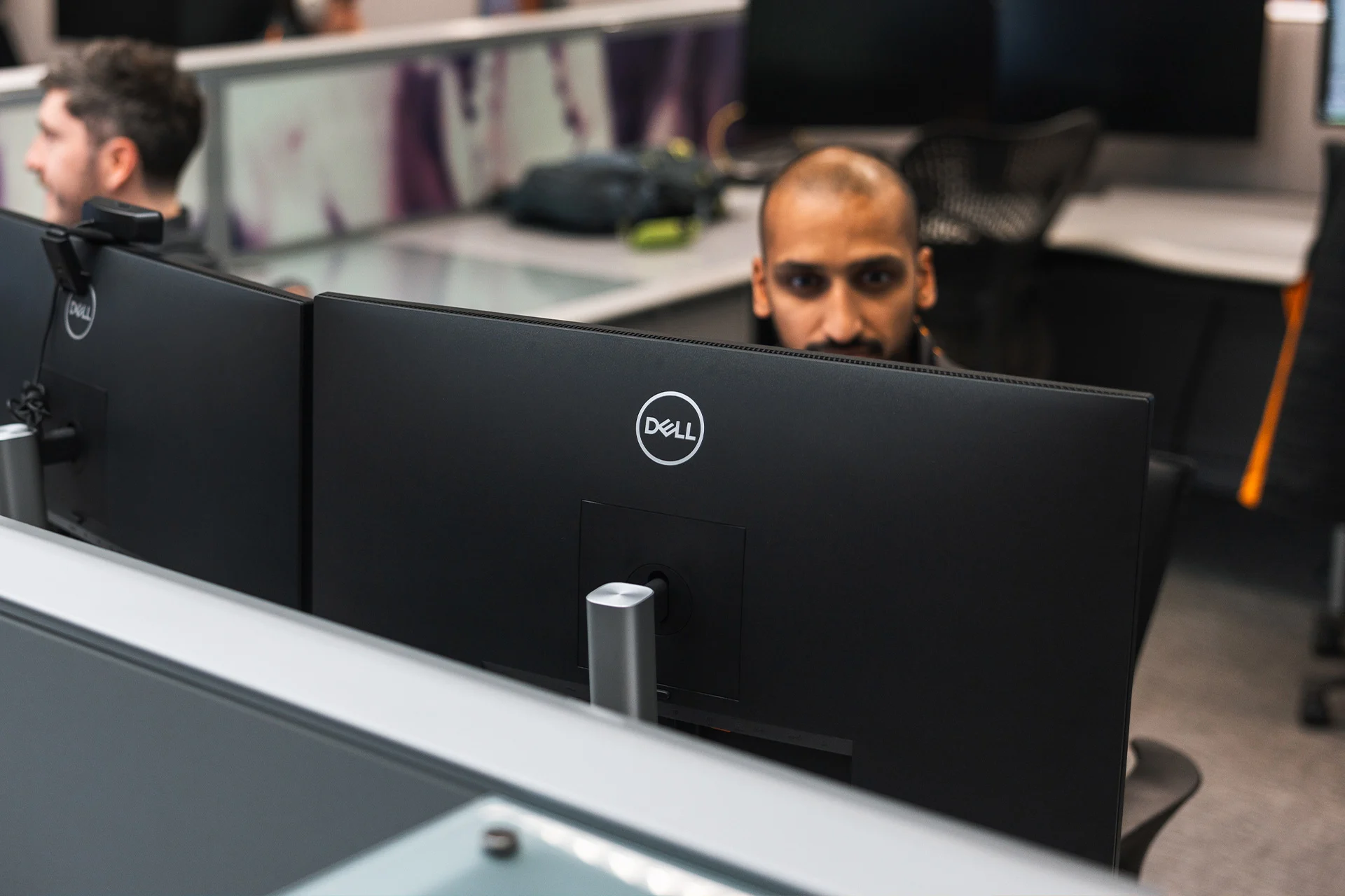 Partners - Dell-technologies - Working-proactively-to-overcome-challenges-with-the-dell-technologies-ai-factory