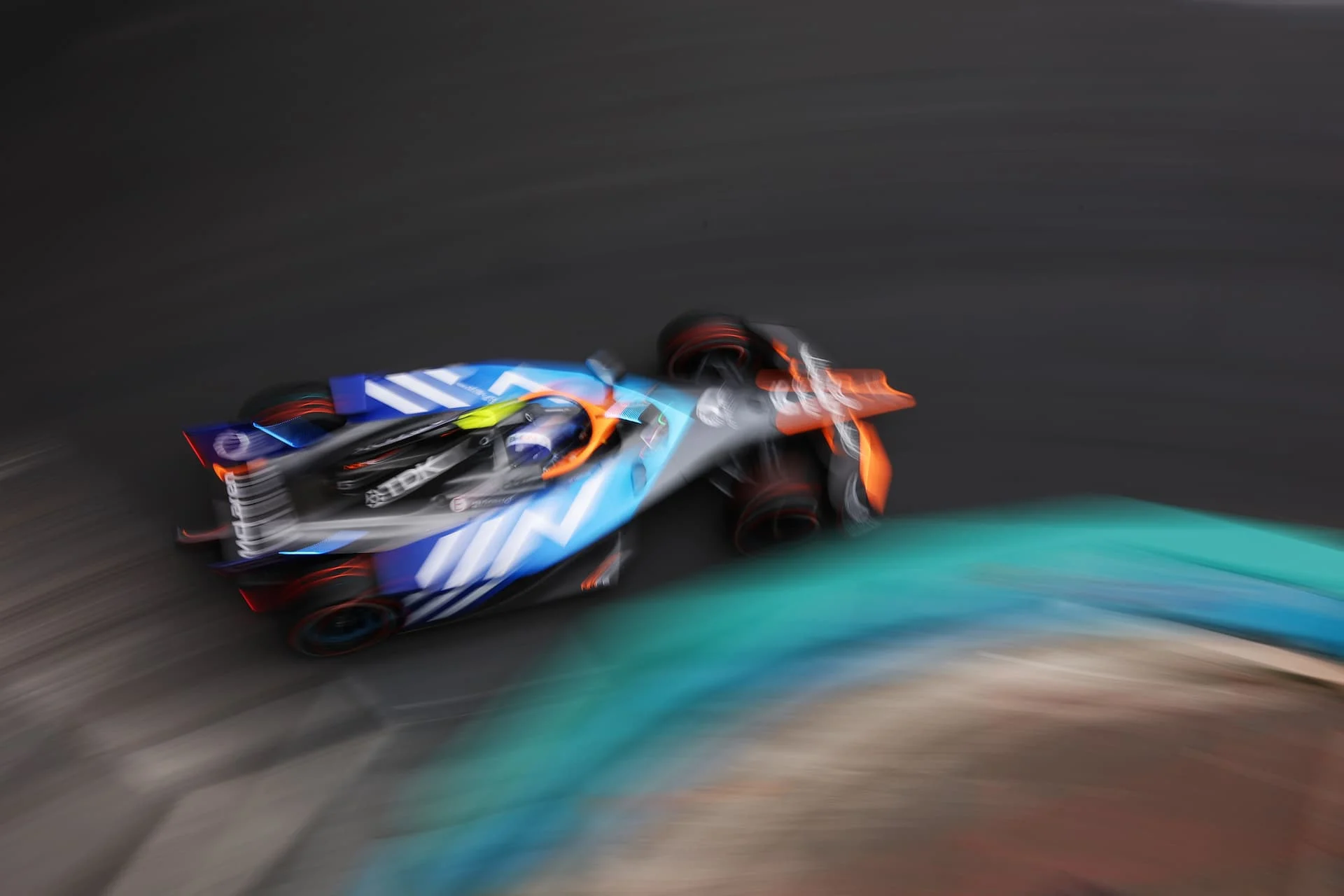 2025 London E-Prix - Race Report "Not the end that NEOM McLaren wanted or deserved" - 2