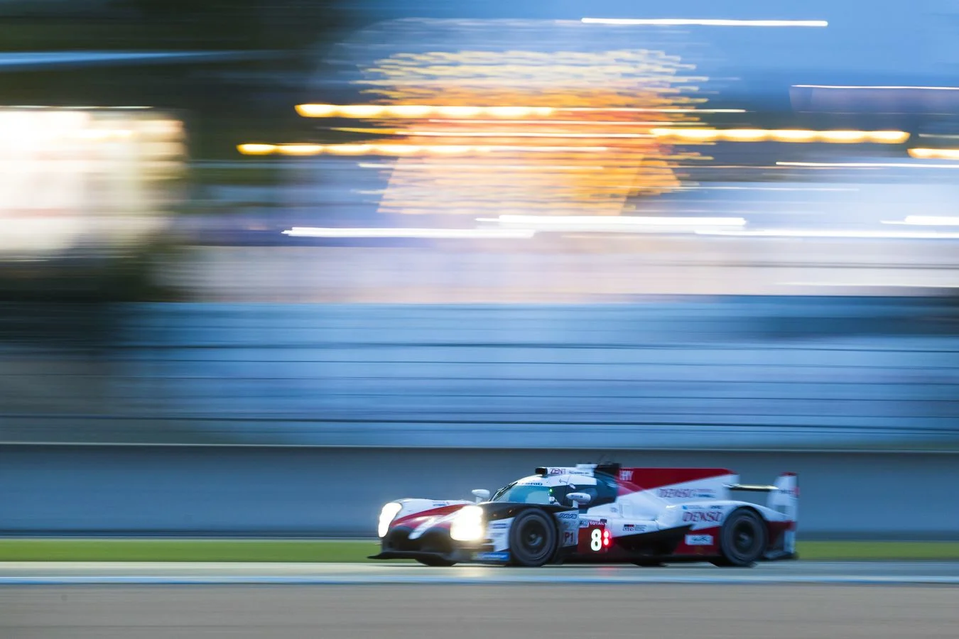 Heritage - Formula-1 - Drivers - Fernando-alonso - 24-hours-le-mans-victory - Fernando conquers Le Mans  "We wanted a one-two and we achieved that so I am very happy" - 4