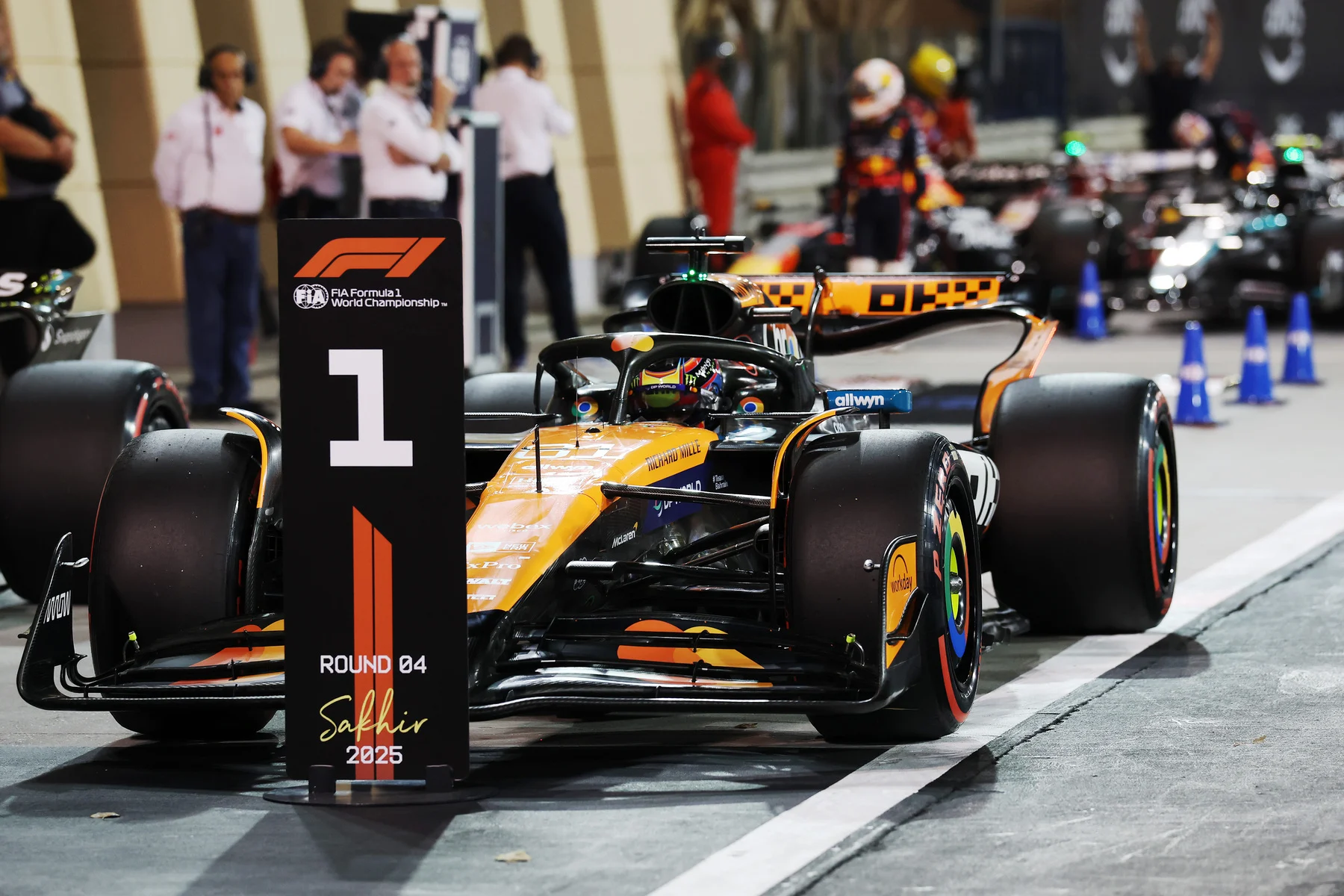 Formula-1 - 2025 - Bahrain-grand-prix - Qualifying-report - 2025 Bahrain Grand Prix – McLaren Qualifying Report "I can’t thank the team enough for the car they’ve given me" - 4