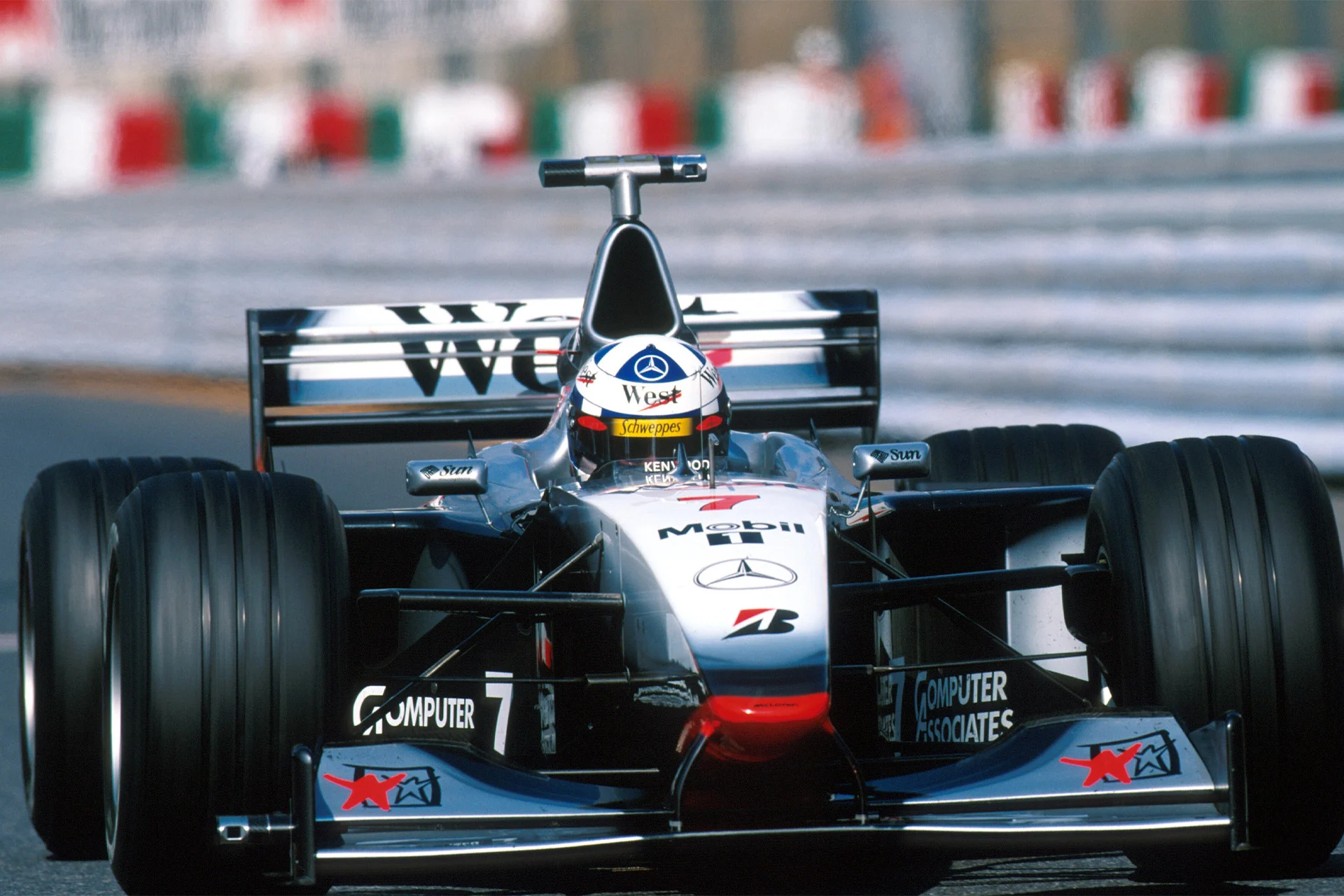 Formula-1 - 2024 - How-the-world-has-changed-since-mclaren-last-won-the-constructors-championship-in-1998 - Suzuka 1998: The Japanese Grand Prix - 1