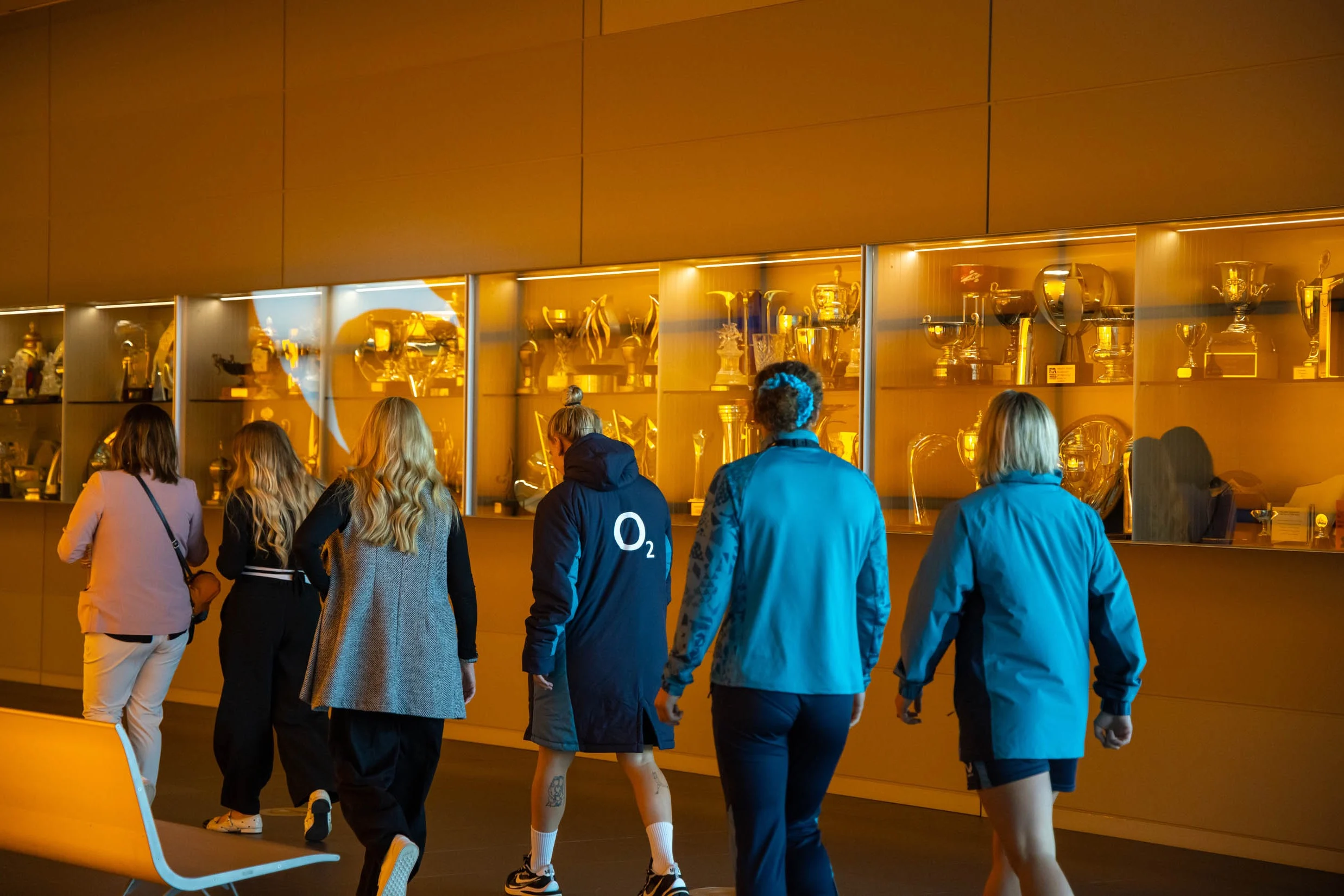 Image - Gallery - Formula 1 - 2026 - Lando Norris meets the Red Roses - 3
