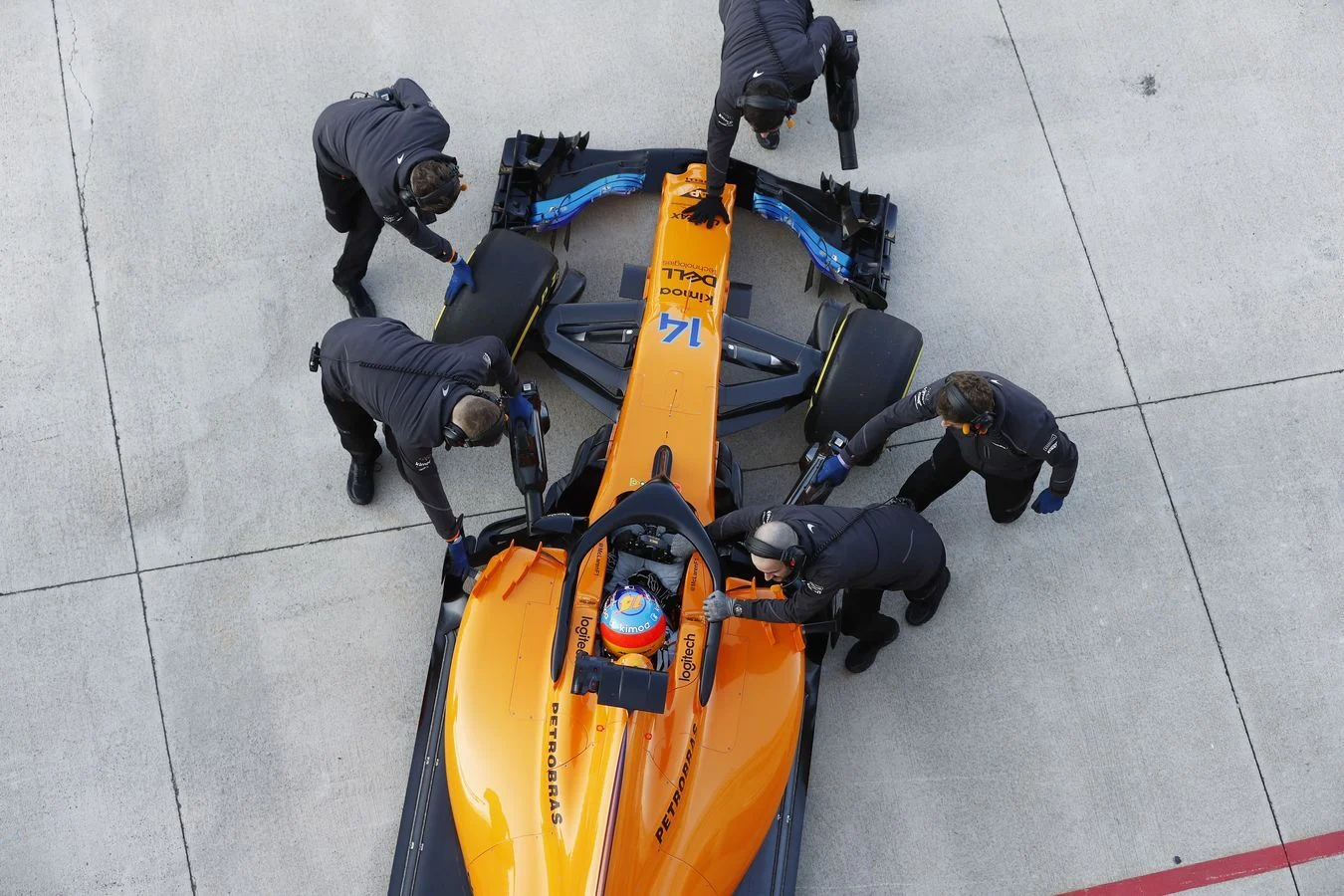 Taking to the track MCL33 gets its first outing in Navarra - 4