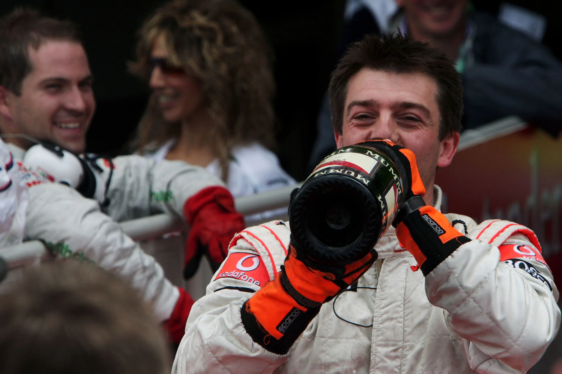 Heritage - How-good-were-mclaren-lewis-hamilton-2008-formula-1 - More than just a team, we are a family - 3