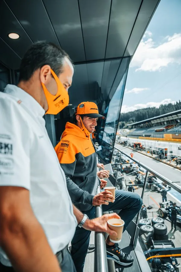 brxsaas:mclMediaFeatureFieldGroup-RFRax 