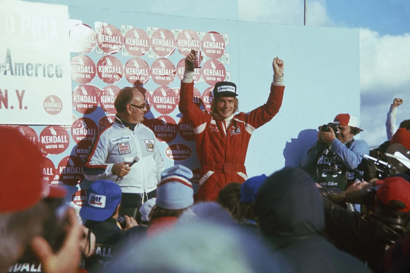 Heritage - Formula-1 - Drivers - James-hunt - Courting-controversy-james-1976-championship-part-3-2147776