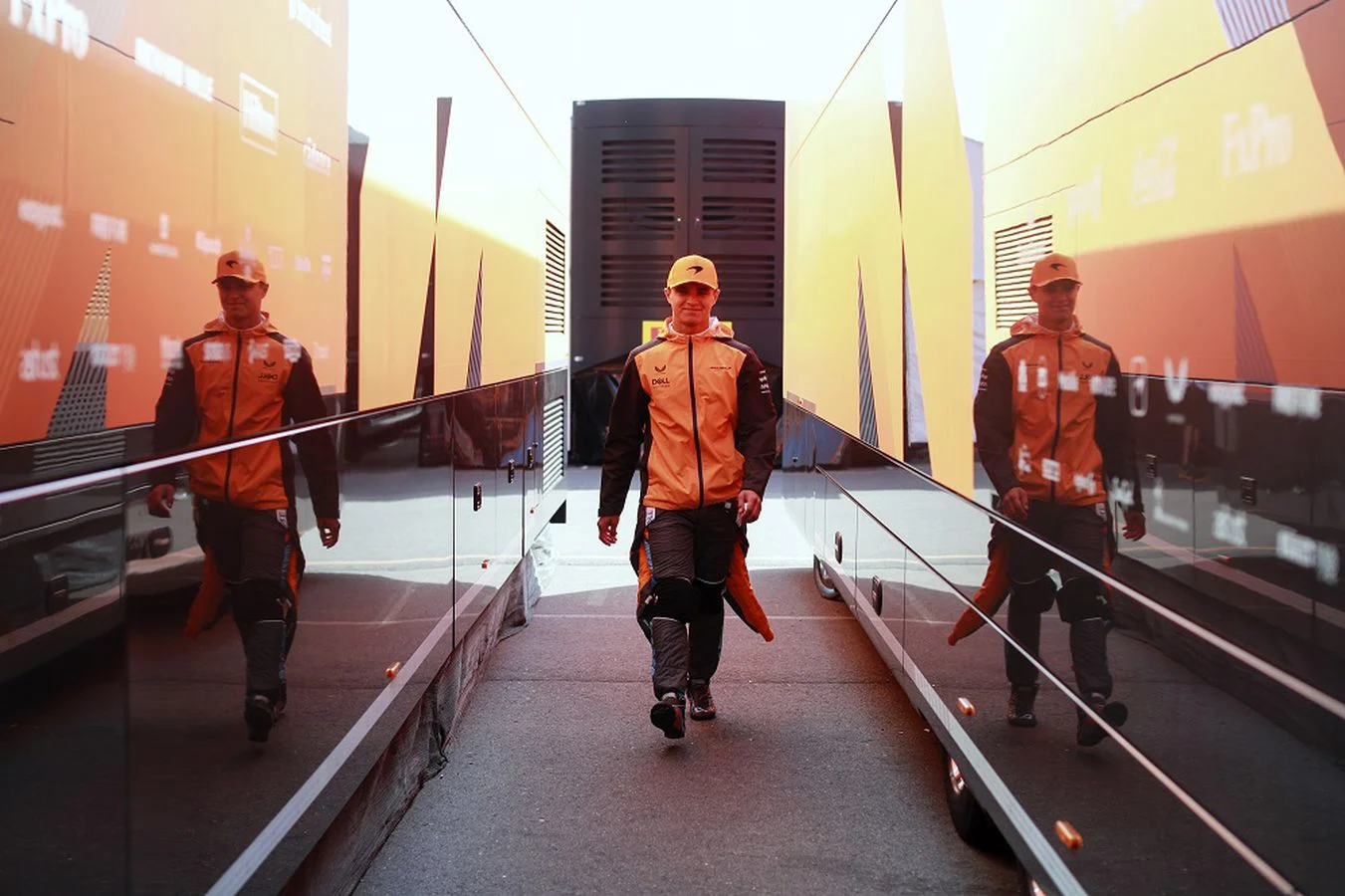 Formula-1 - 2022 - Dutch-grand-prix - 2022-dutch-grand-prix-free-practice - 2022 Dutch Grand Prix  – Free Practice "I think it was a good day for the team and we'll just clean it up tonight" - 3