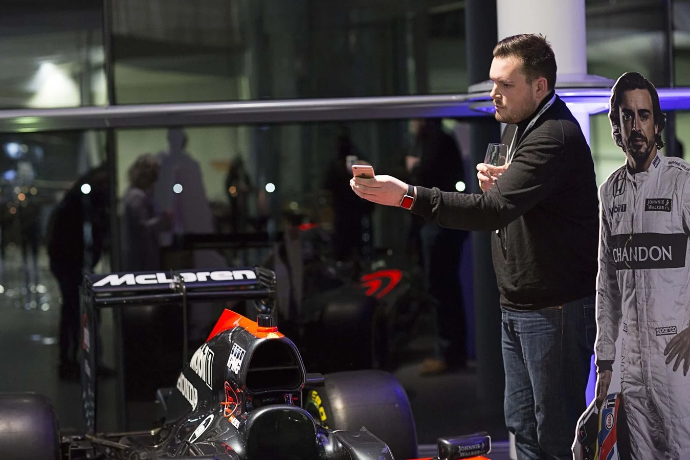 Partners - Hilton - Doubletree-hilton-presents-night-mclaren - DoubleTree by Hilton Presents: 'A Night At McLaren' Launching the world's first grand prix sleepover experience - 6