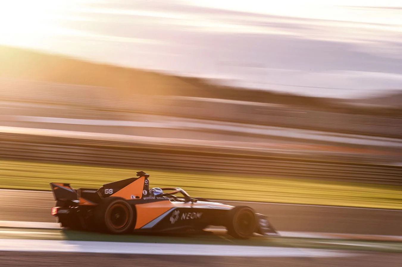 Valencia pre-season test "It's been very important for the drivers and the team to get in some good mileage" - 2