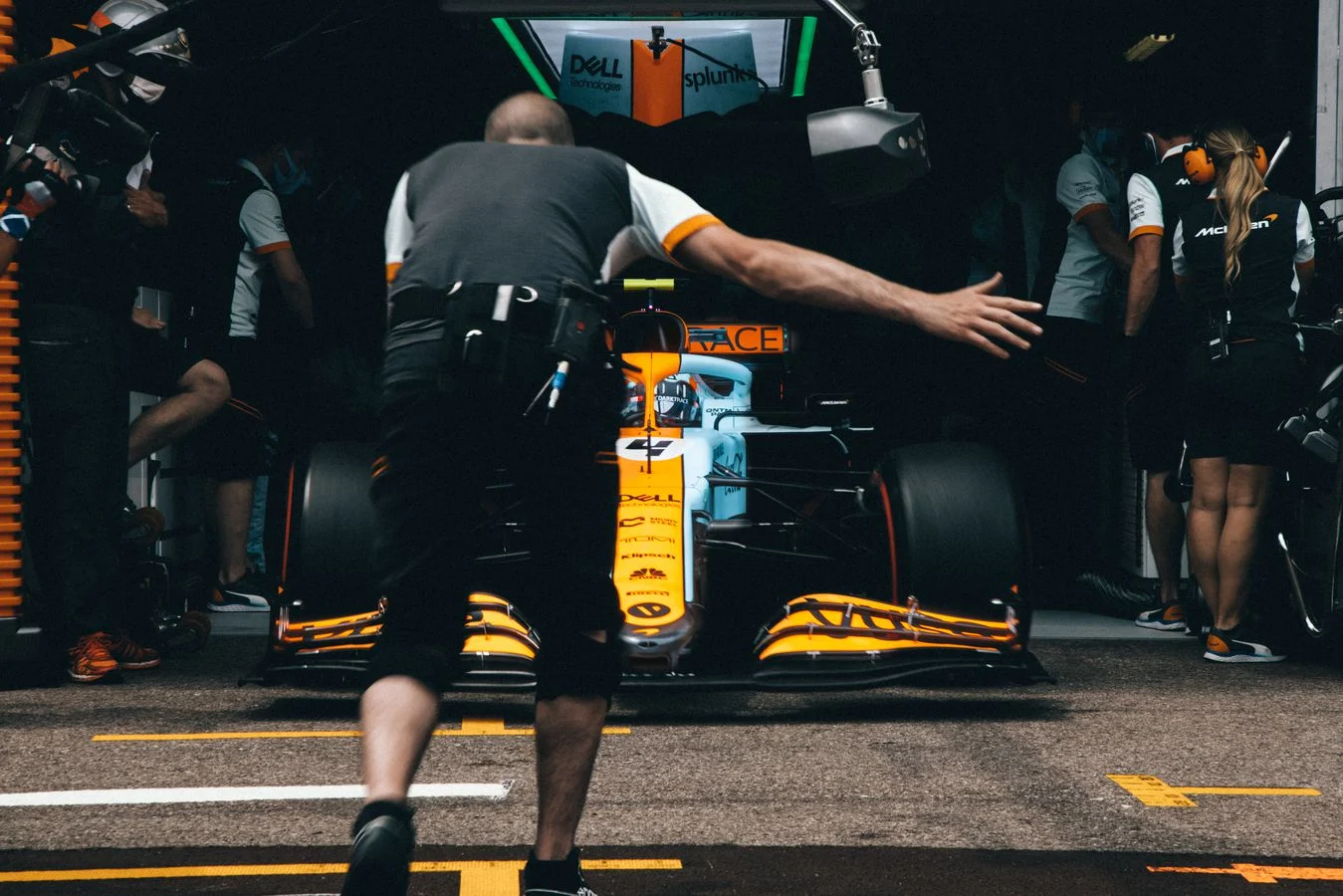 Latest-news - Mclarenracing - Article - Question-time