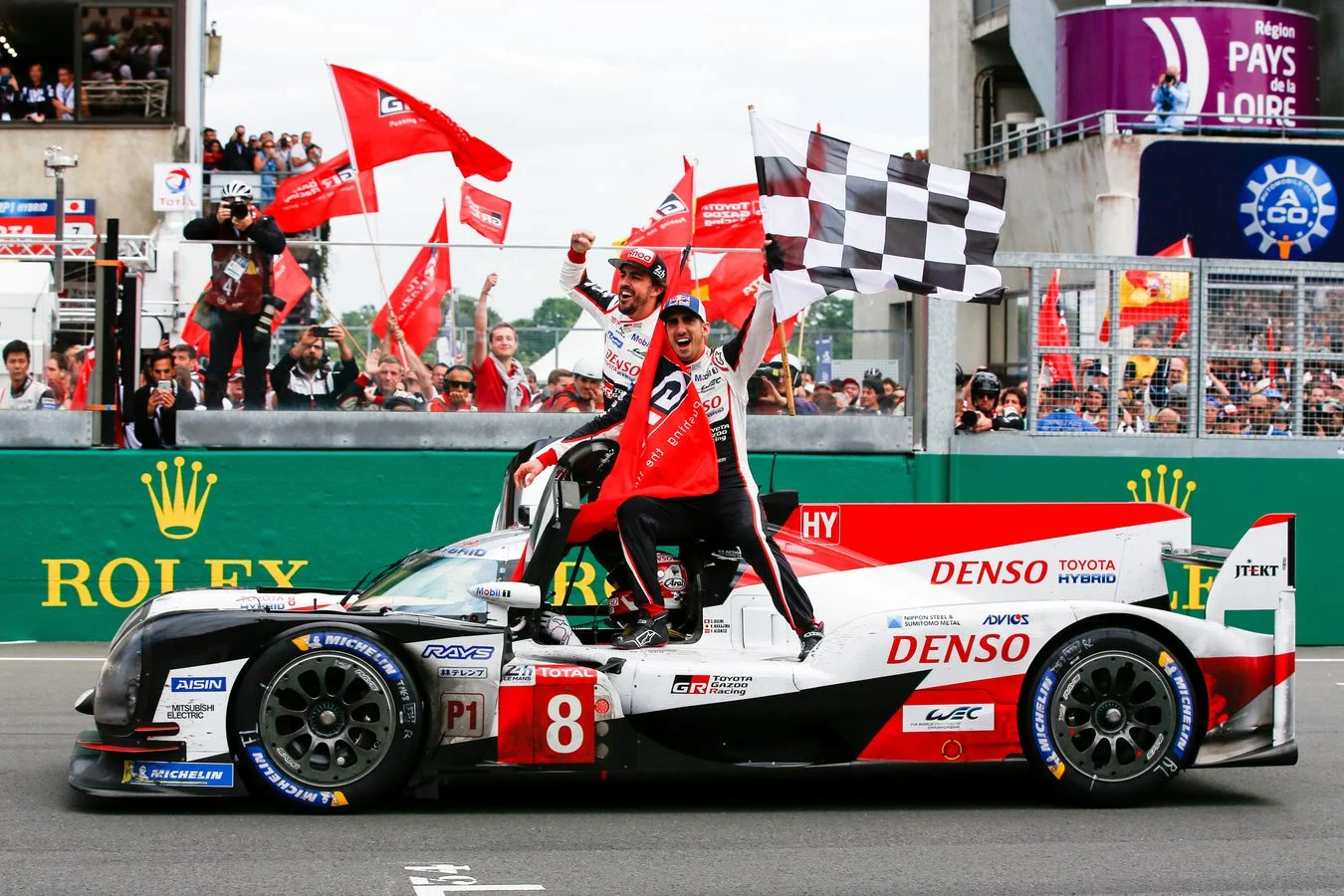 Heritage - Formula-1 - Drivers - Fernando-alonso - 24-hours-le-mans-victory - Fernando conquers Le Mans  "We wanted a one-two and we achieved that so I am very happy" - 2