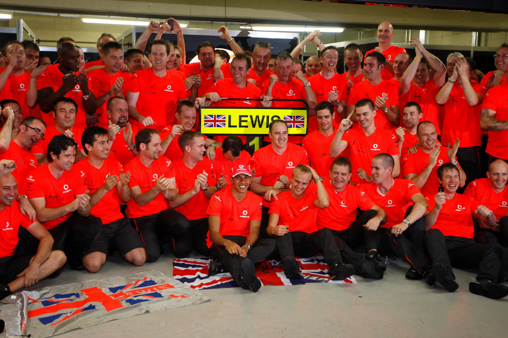 Heritage - How-good-were-mclaren-lewis-hamilton-2008-formula-1 - More than just a team, we are a family - 0